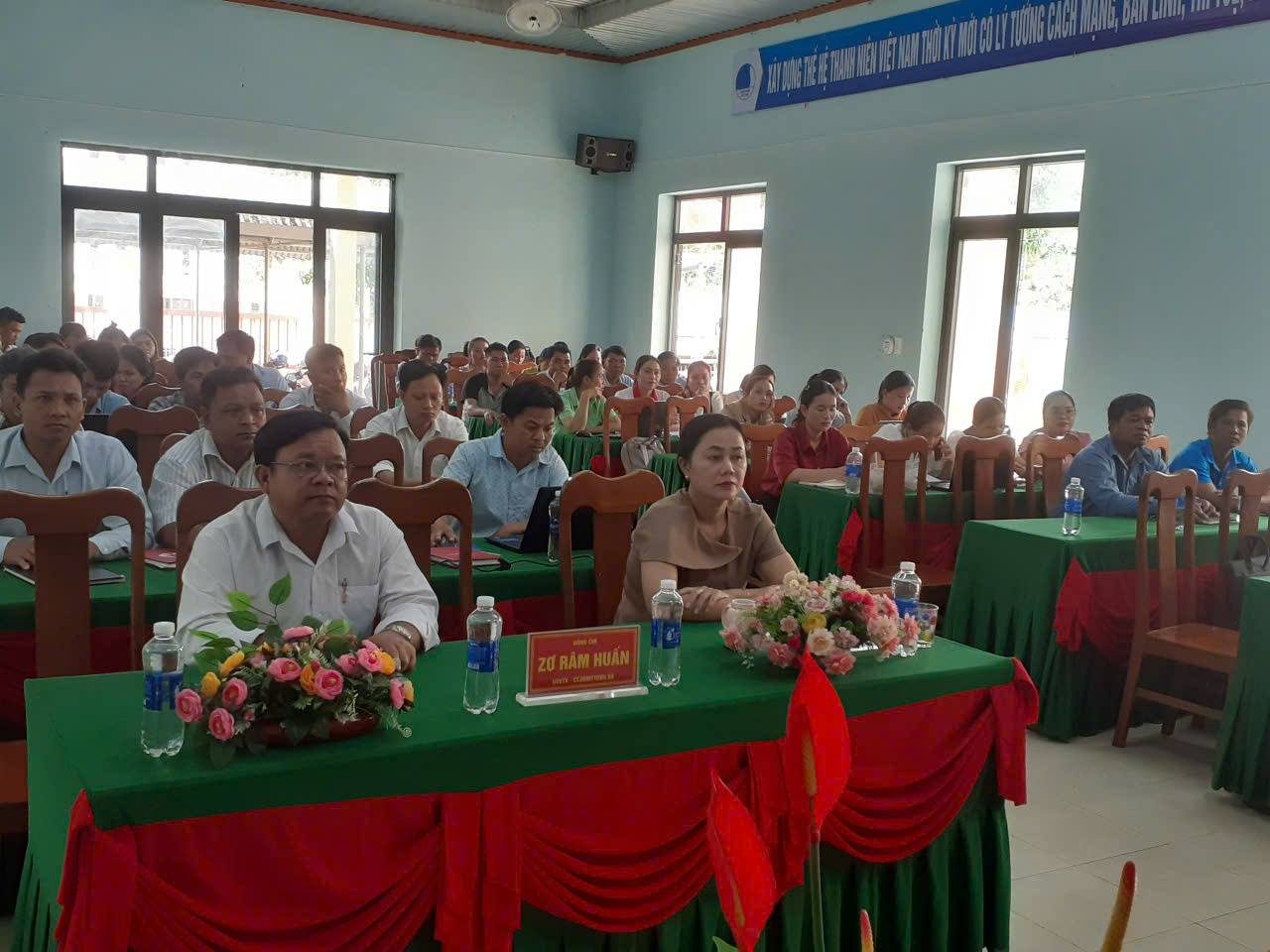XÃ LA ÊÊ BẾ MẠC LỚP BỒI DƯỠNG LÝ LUẬN CHÍNH TRỊ HÈ NĂM 2026 CHO ĐỘI NGŨ CÁN BỘ QUẢN LÝ, GIÁO VIÊN, NHÂN VIÊN CÁC TRƯỜNG HỌC