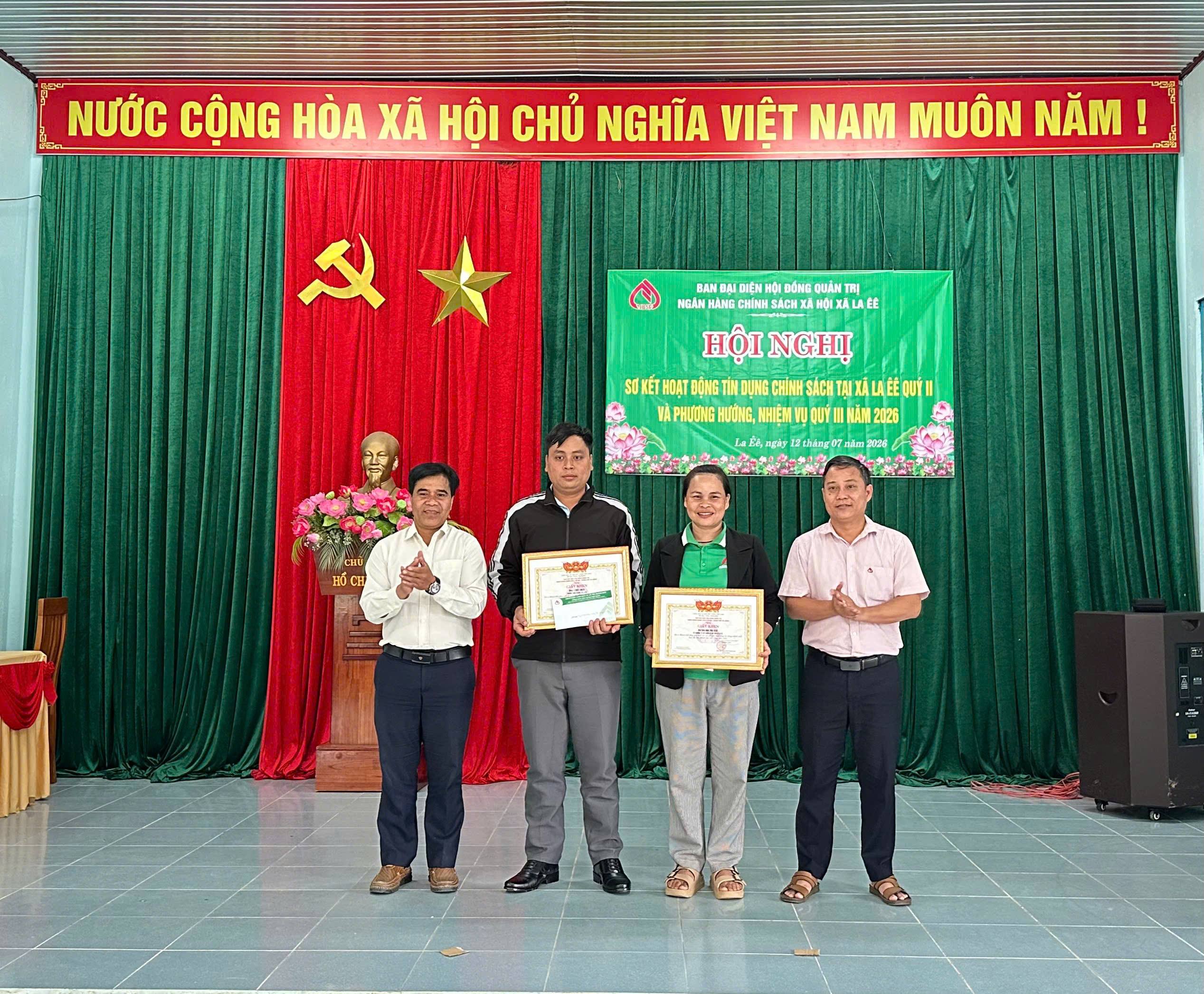 UBND XÃ LA ÊÊ SƠ KẾT HOẠT ĐỘNG TÍN DỤNG CHÍNH SÁCH  QUÝ II/2026: PHÁT HUY HIỆU QUẢ NGUỒN VỐN ƯU ĐÃI, HƯỚNG ĐẾN GIẢM NGHÈO BỀN VỮNG