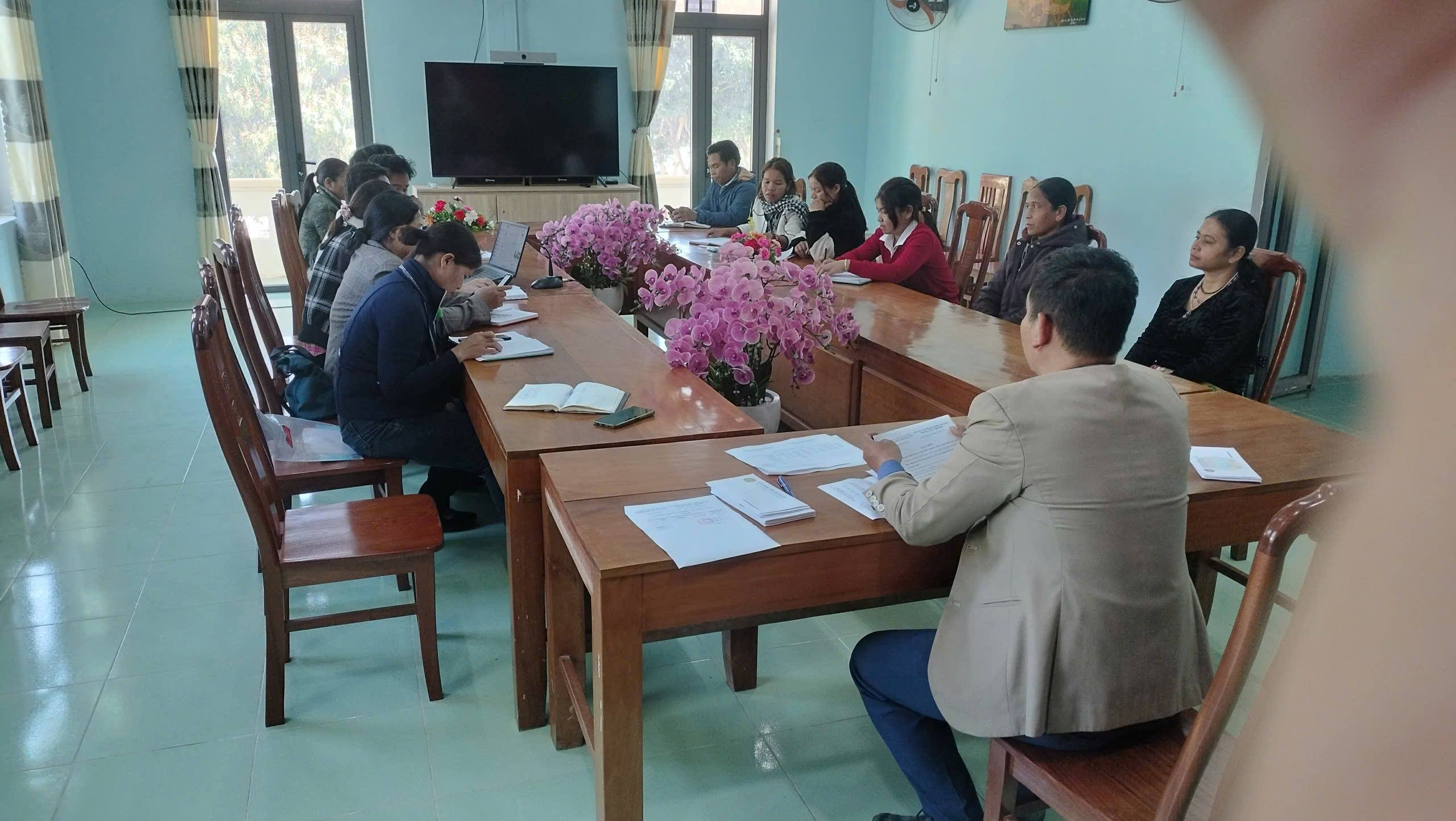 HỘI NÔNG DÂN XÃ LA ÊÊ TRIỂN KHAI CHƯƠNG TRÌNH CÔNG TÁC PHÁT ĐỘNG THI ĐUA NĂM 2026