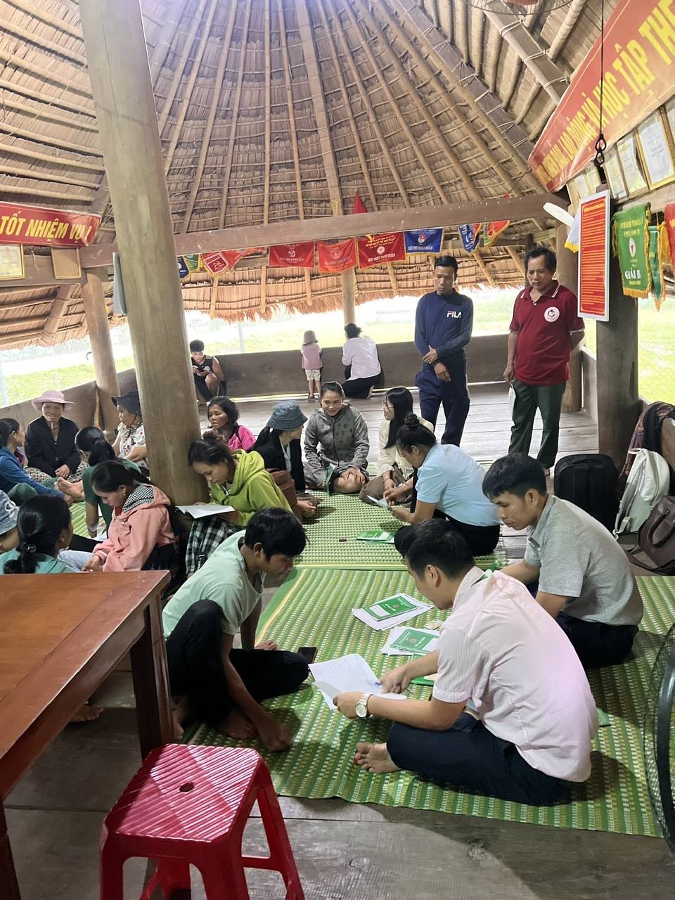 LA ÊÊ: HIỆU QUẢ TÍN DỤNG CHÍNH SÁCH – ĐỘNG LỰC PHÁT TRIỂN KINH TẾ VÙNG ĐỒNG BÀO DÂN TỘC THIỂU SỐ