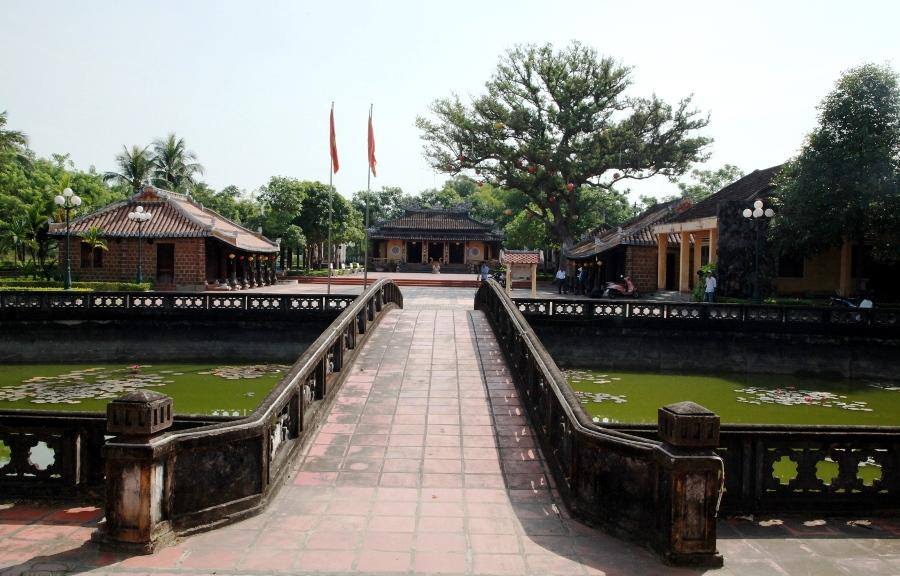 Di tích kiến trúc nghệ thuật quốc gia Văn thánh Khổng miếu