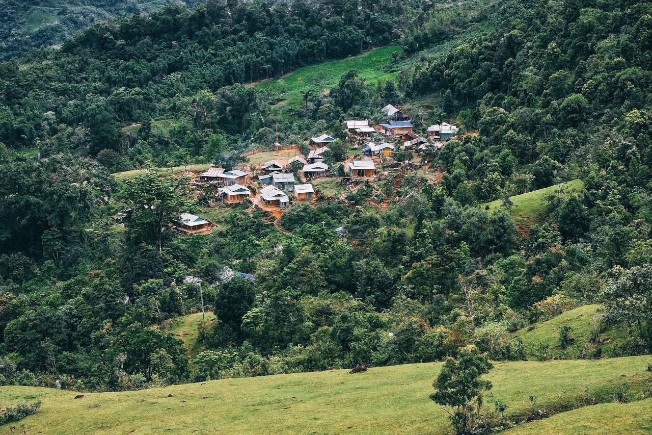 Làng rong chơi Tak Pang
