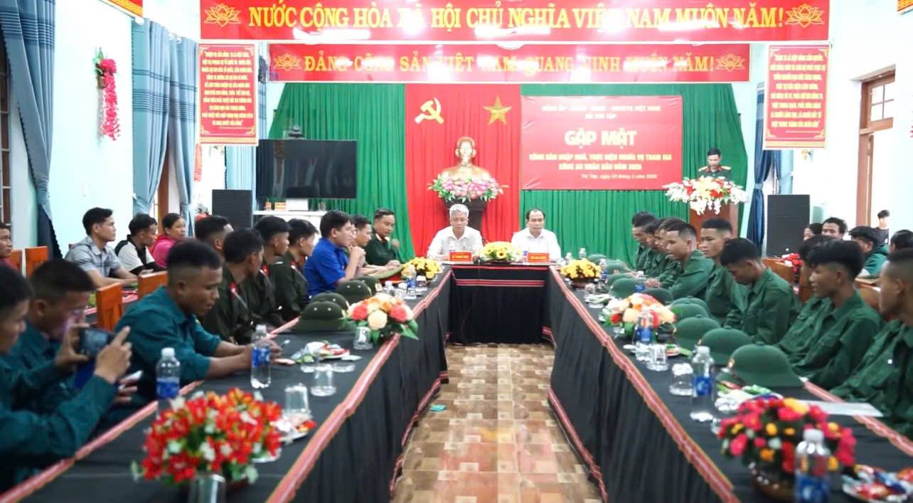Trà Tập gặp mặt, tiễn 20 thanh niên lên đường nhập ngũ năm 2026