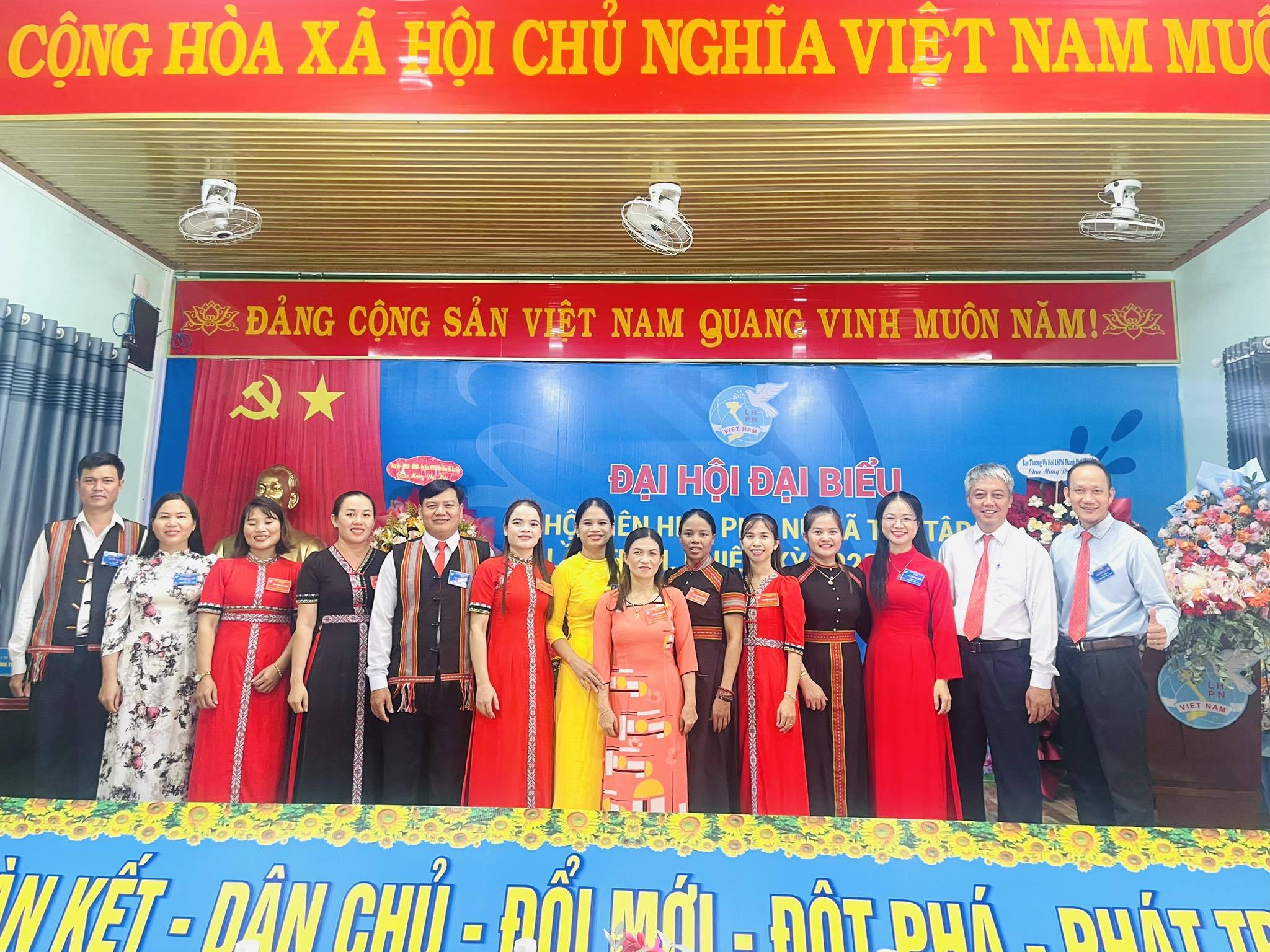 Phụ nữ Trà Tập khẳng định vai trò vị thế trong xây dựng quê hương