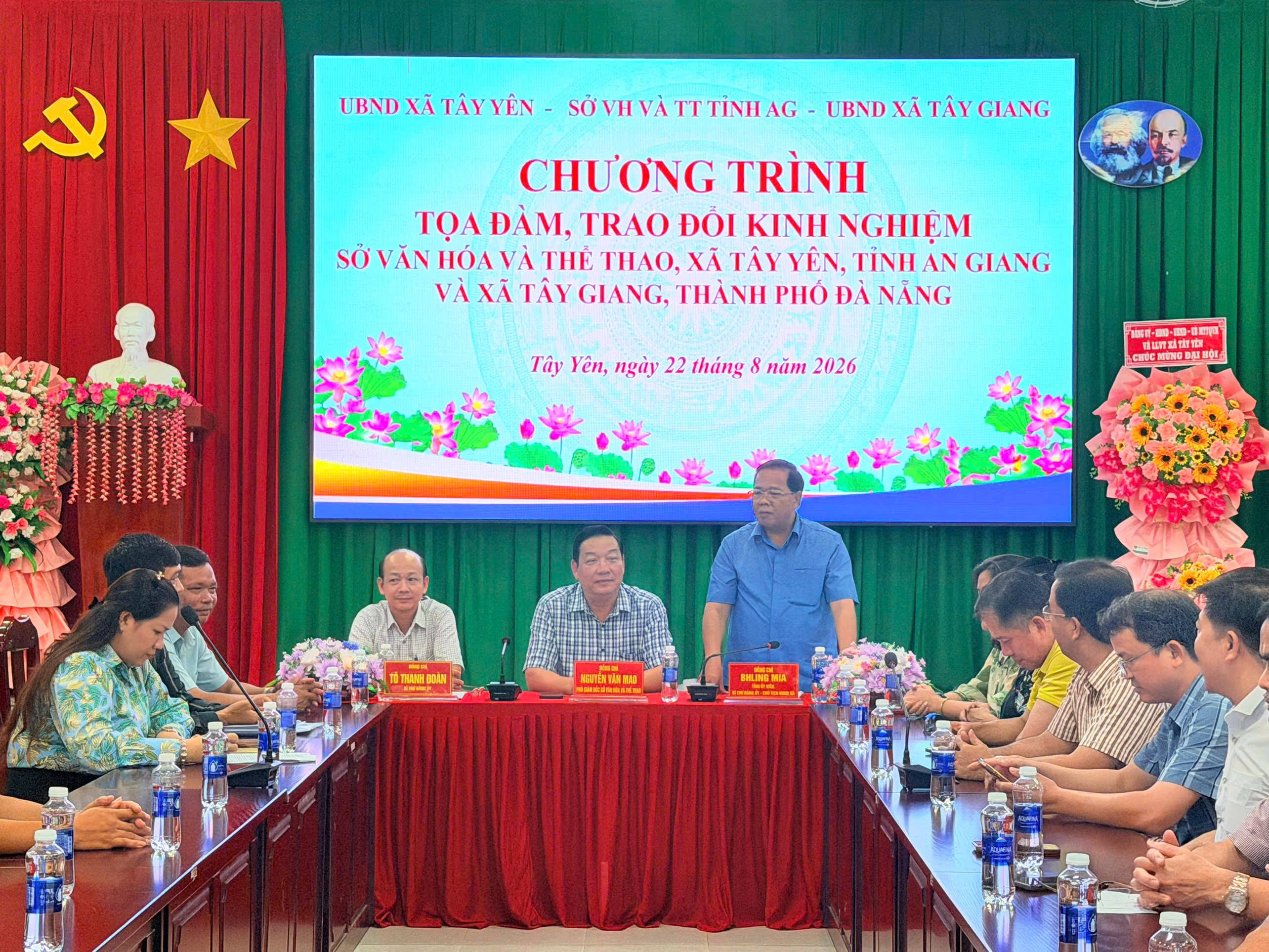 Xã Tây Giang học tập, trao đổi kinh nghiệm phát triển kinh tế - xã hội tại xã Tây Yên