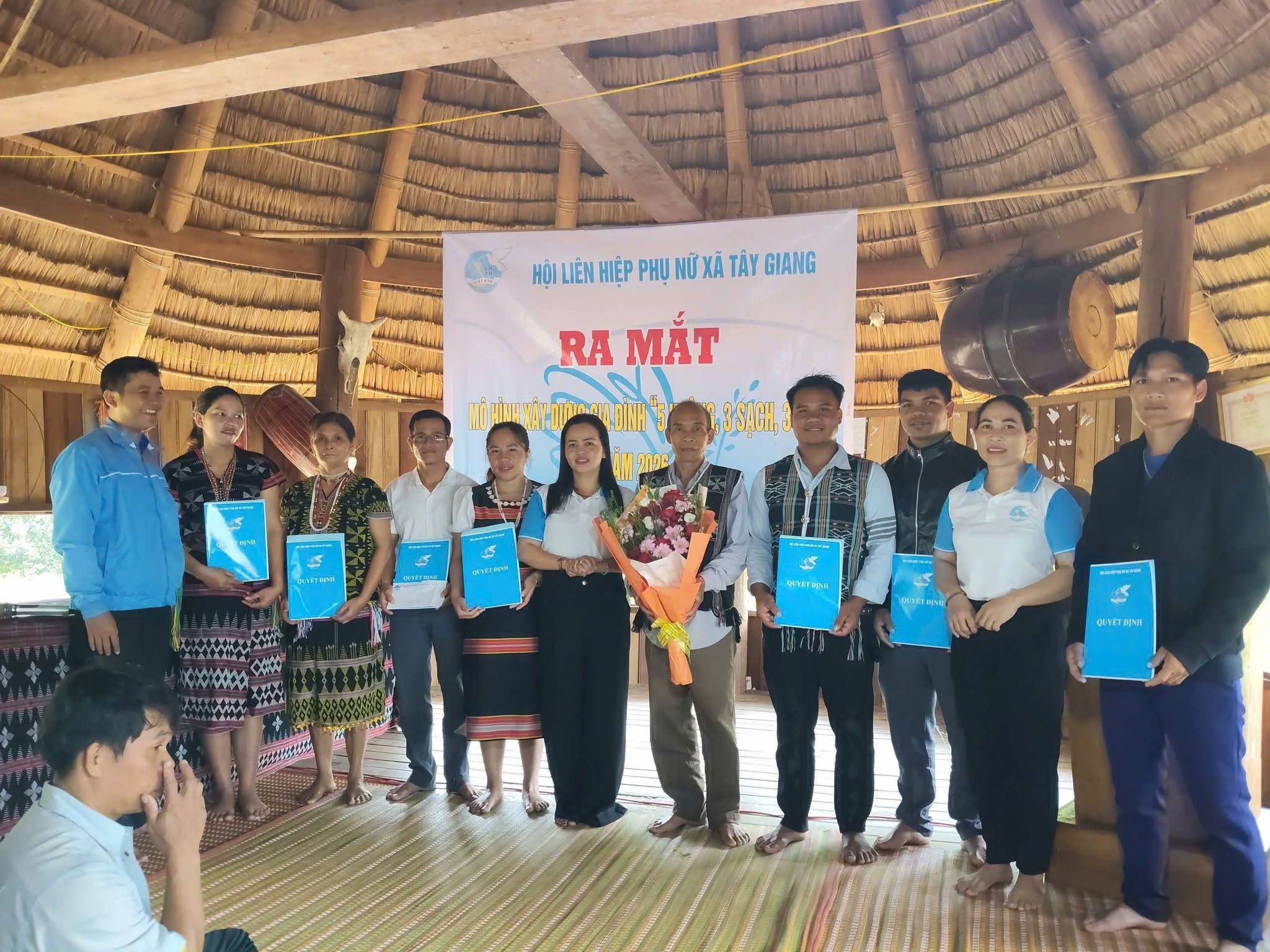 Ra mắt, tập huấn mô hình điểm “Xây dựng gia đình 5 không, 3 sạch, 3 an” gắn với xây dựng nông thôn mới