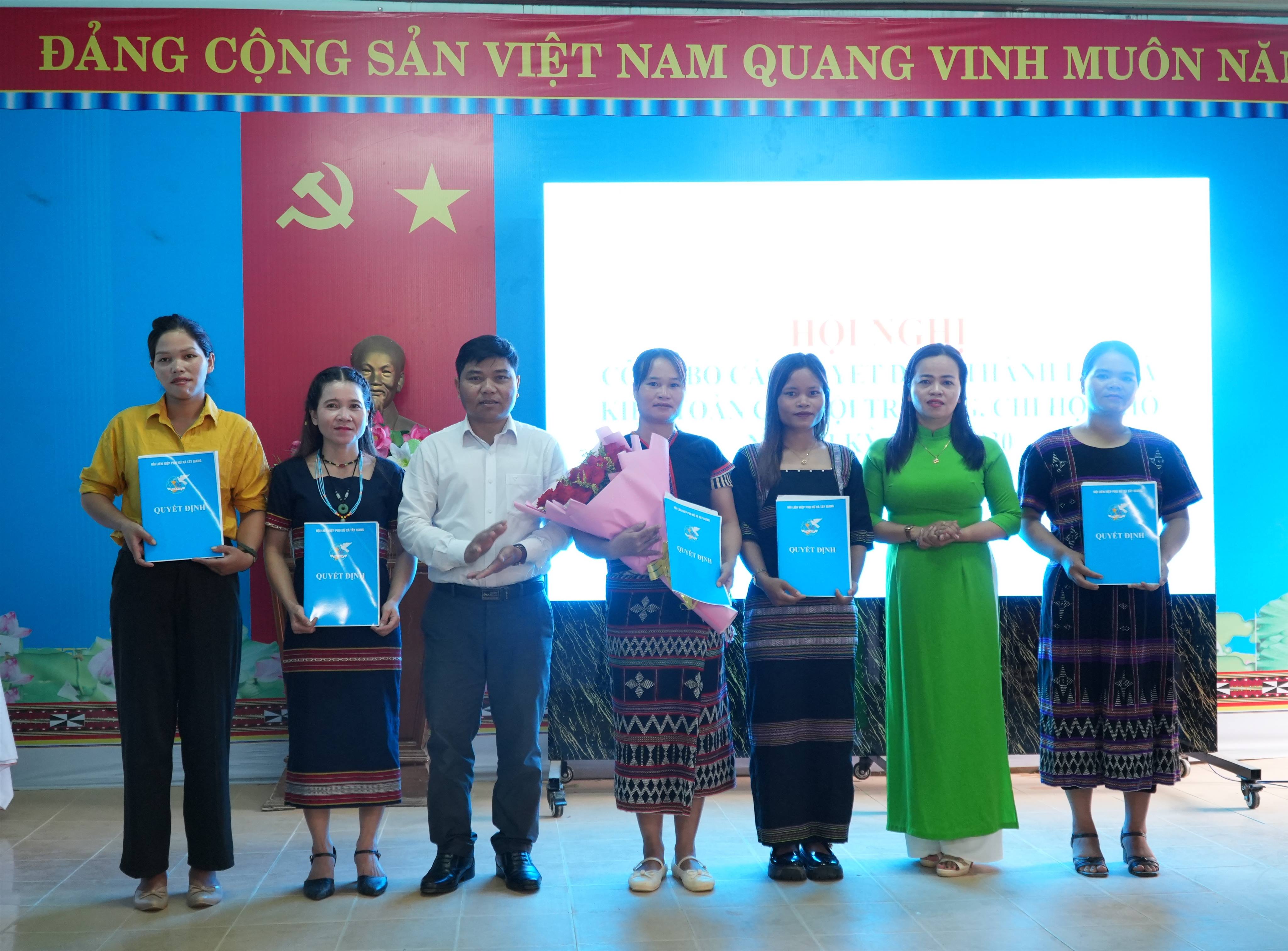 Hội LHPN xã Tây Giang tổ chức Hội nghị sơ kết công tác Hội 6 tháng đầu năm 2026
