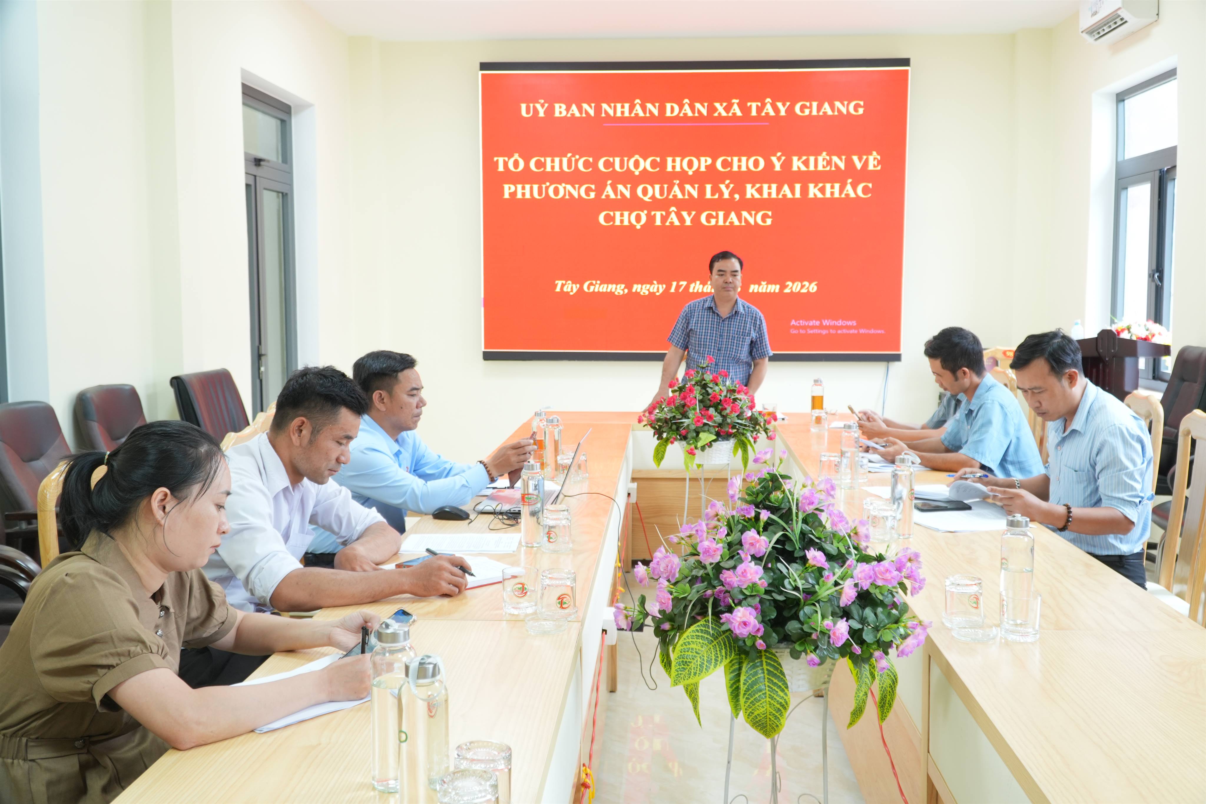 Tập trung hoàn thiện phương án quản lý, khai thác chợ Tây Giang