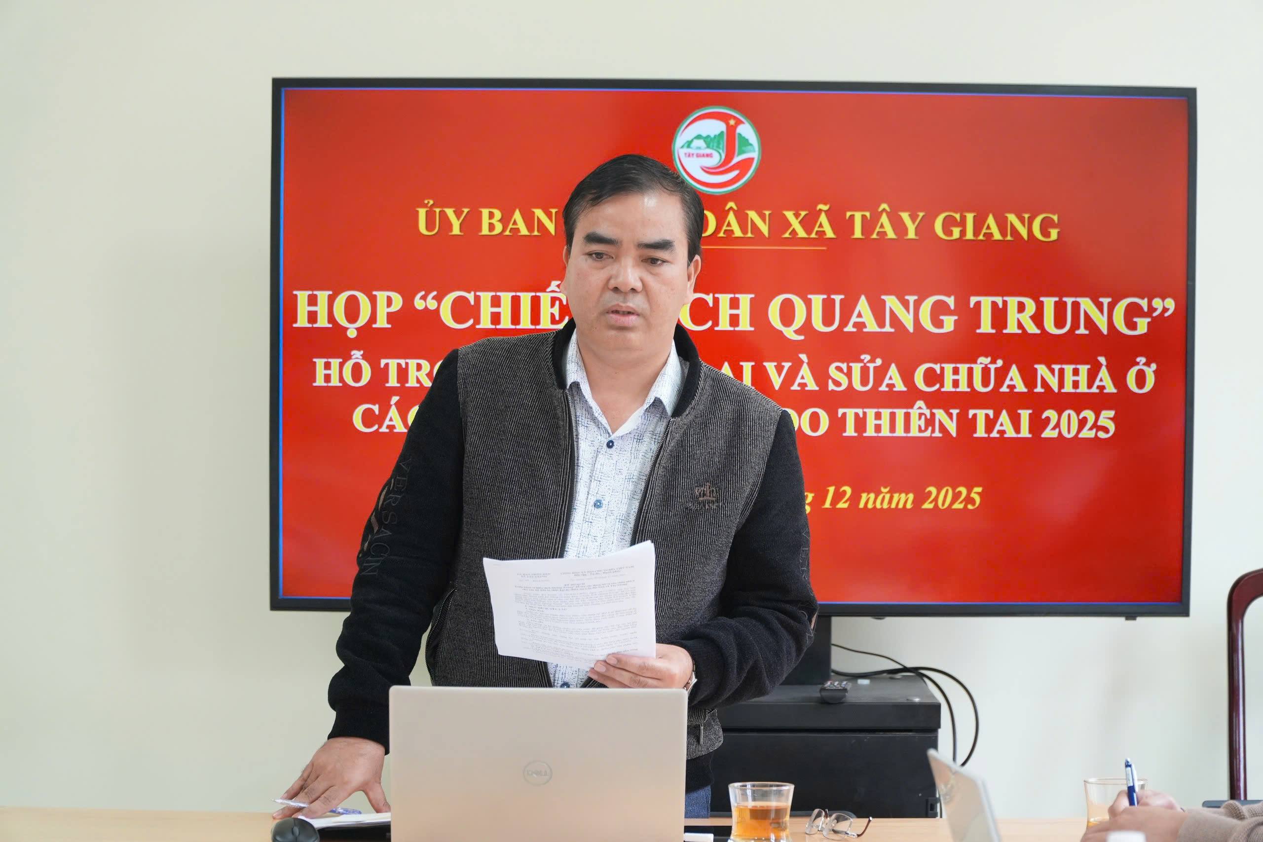 Họp Chiến dịch Quang Trung thần tốc – Chiến dịch khắc phục nhà ở do mưa lũ.