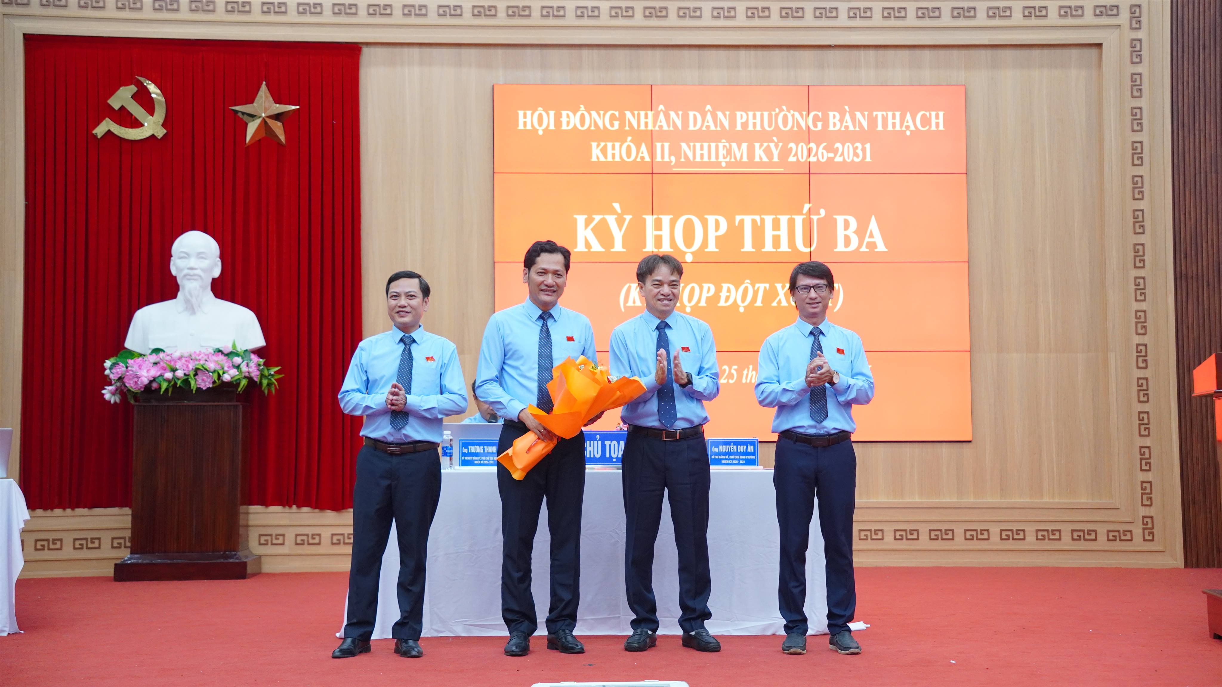 HĐND phường Bàn Thạch thông qua nghị quyết sắp xếp tổ dân phố