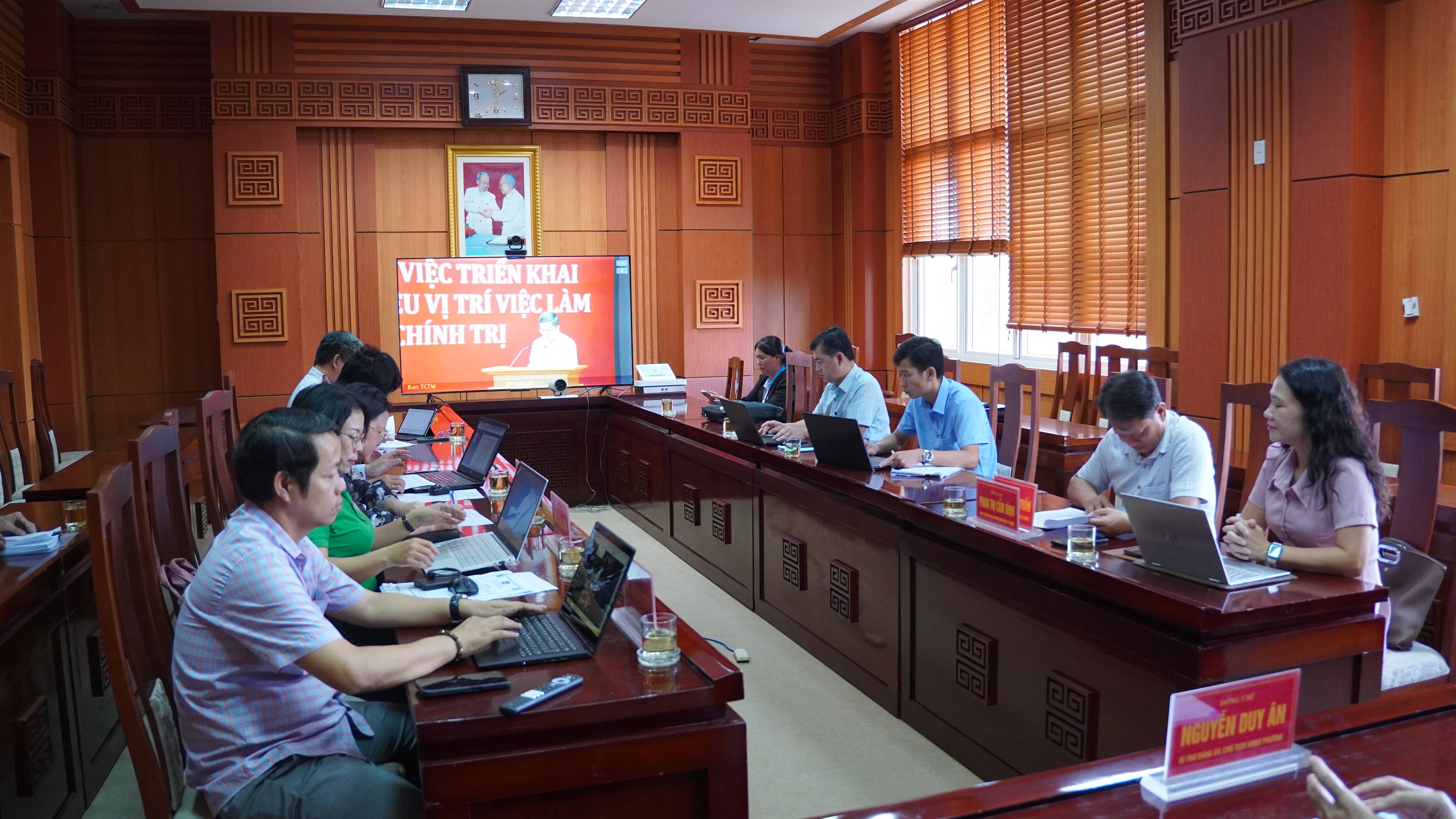 Bàn Thạch tham dự Hội nghị trực tuyến về xây dựng cơ sở dữ liệu vị trí việc làm