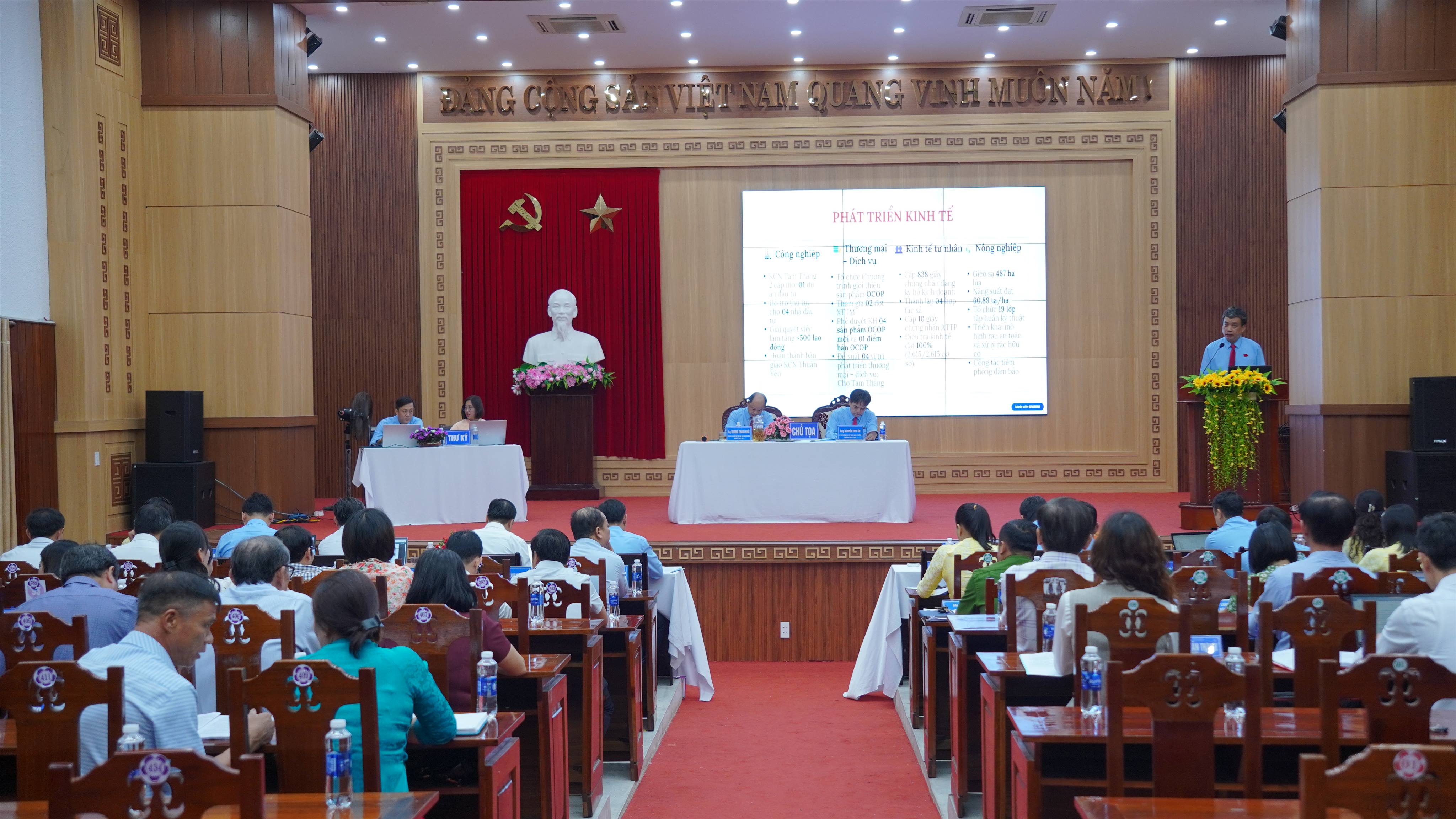 HĐND phường Bàn Thạch thông qua nhiều nghị quyết quan trọng tại Kỳ họp thứ tư