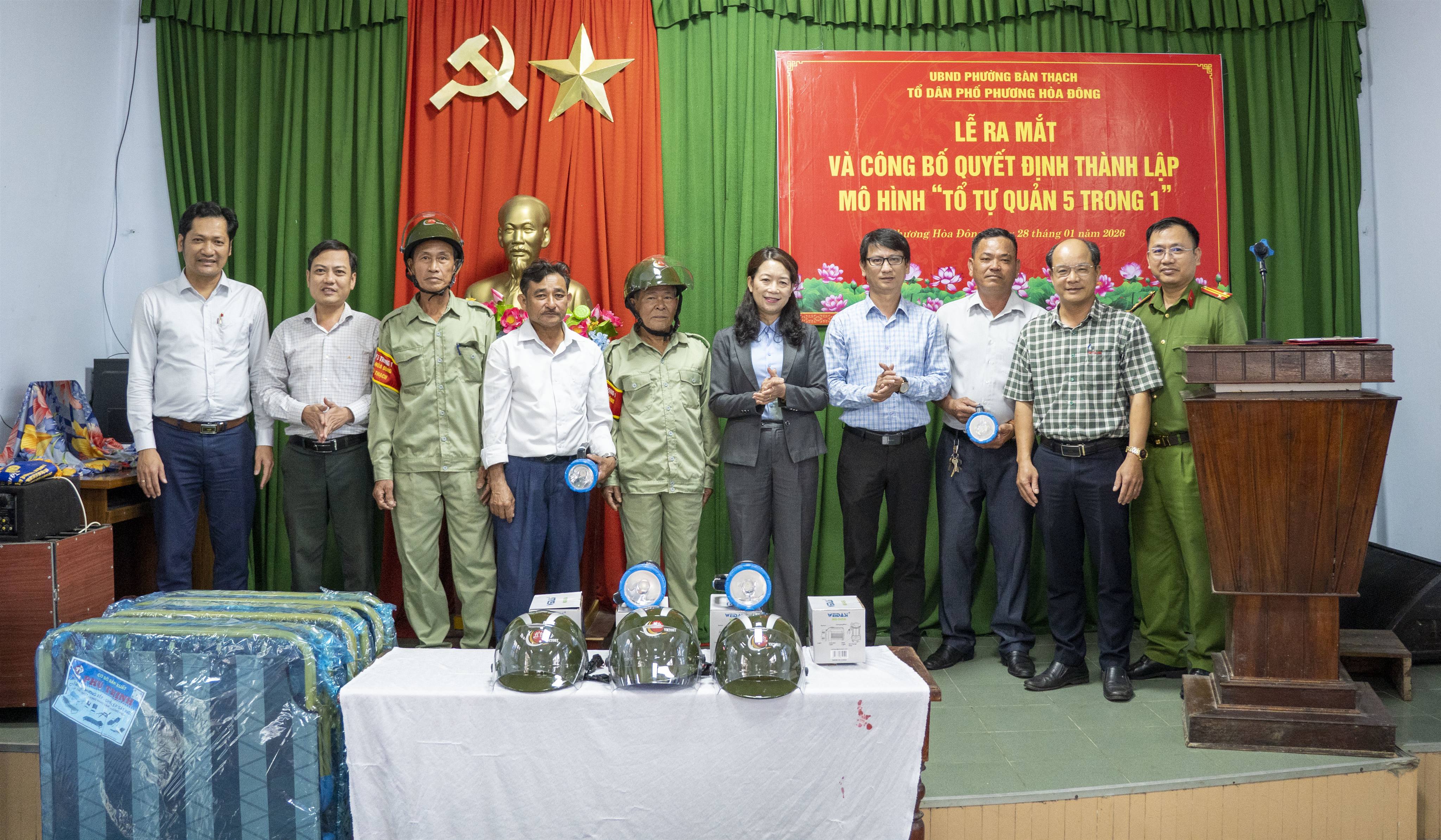 Tổ dân phố Phương Hòa Đông ra mắt mô hình “Tổ tự quản 5 trong 1”