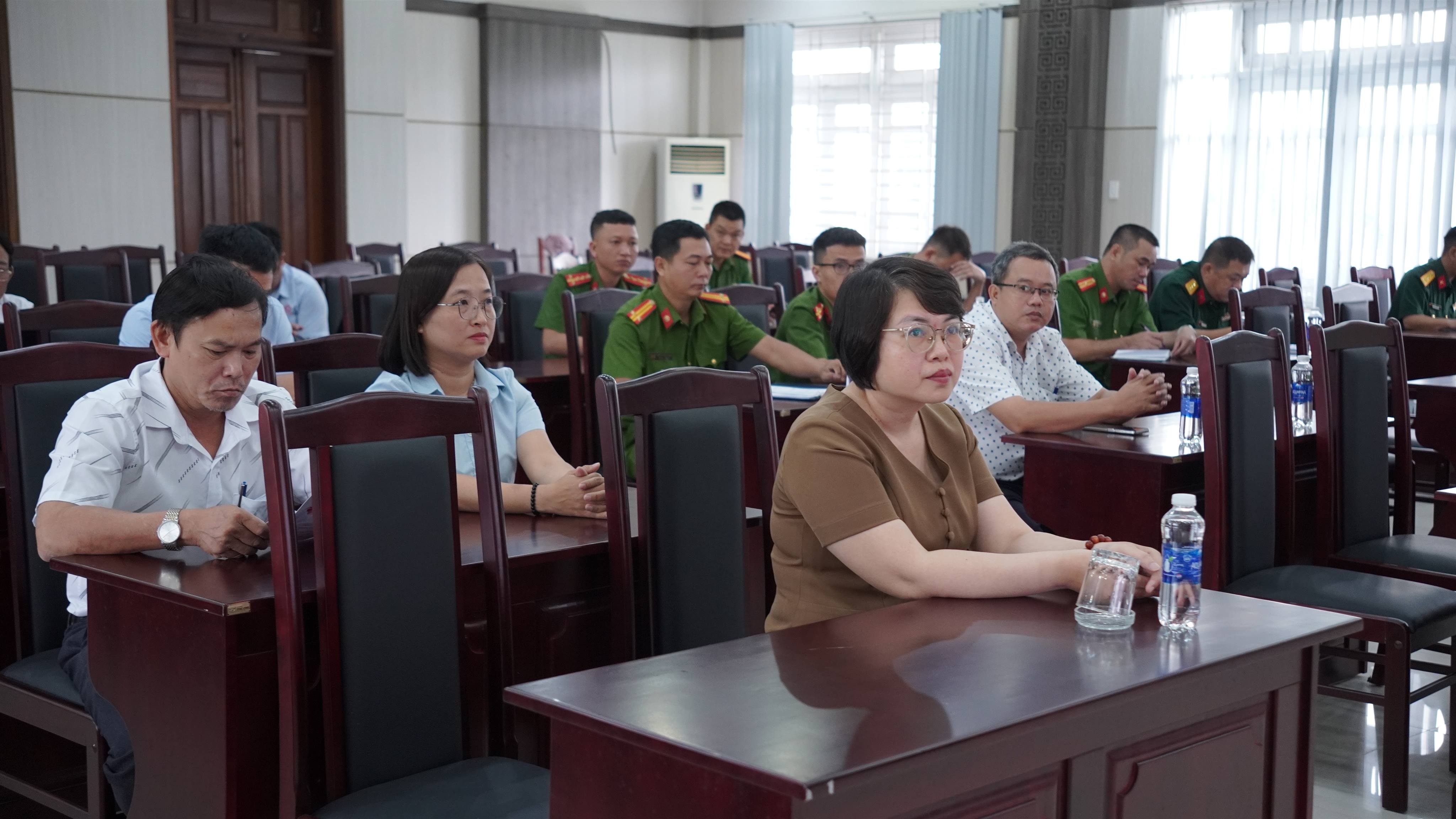 Phường Bàn Thạch tập huấn công tác quản lý thi hành pháp luật về xử lý vi phạm hành chính