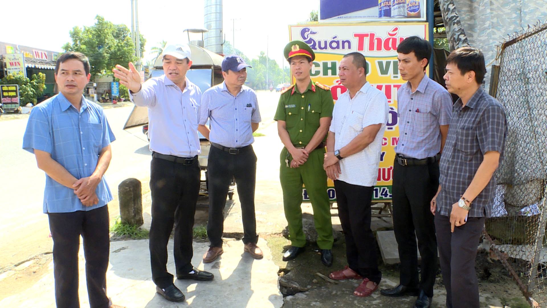 BÀN THẠCH TĂNG CƯỜNG KIỂM TRA TRẬT TỰ ĐÔ THỊ TẠI KHU CÔNG NGHIỆP TAM THĂNG