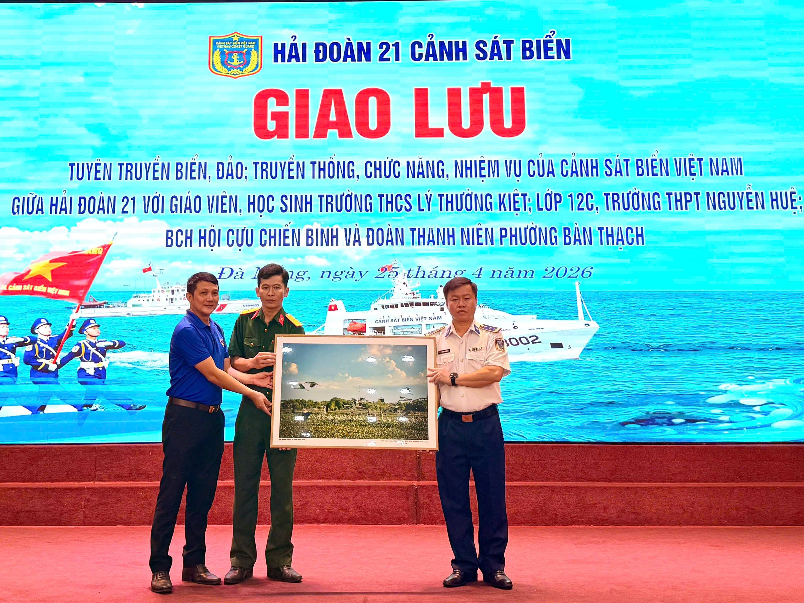 Hội Cựu Chiến binh phường Bàn Thạch tổ chức hoạt động “Về địa chỉ đỏ”