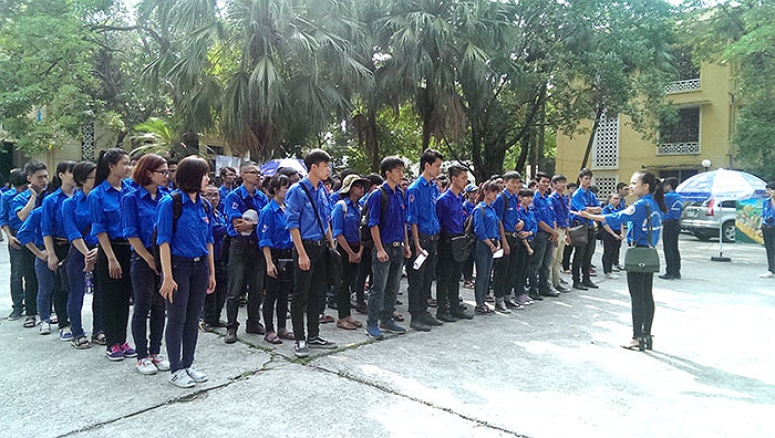 Sinh viên Kinh tế Quốc dân ra quân tình nguyện 2015