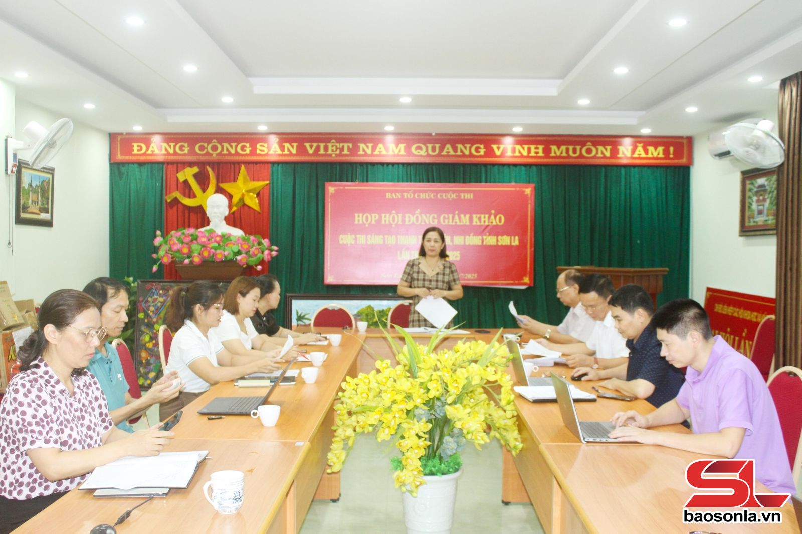anh tin bai