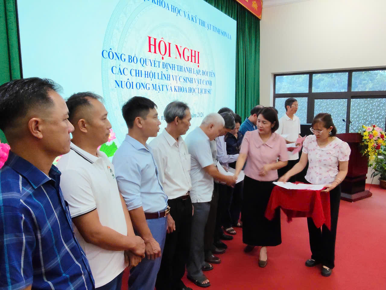 anh tin bai