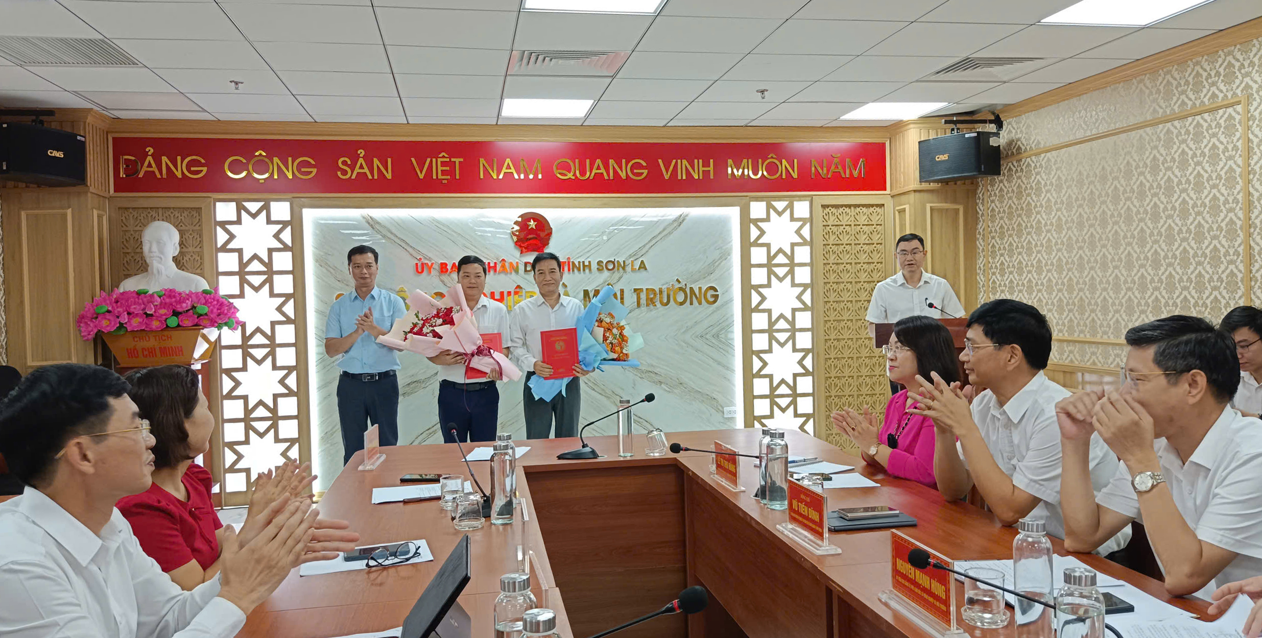 anh tin bai