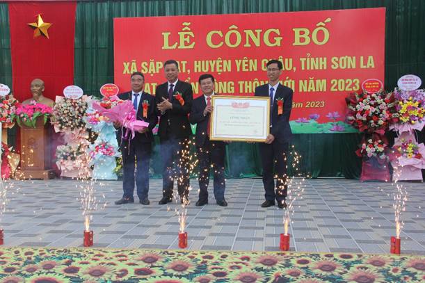 Lễ công bố Quyết định của Chủ tịch UBND tỉnh Sơn La công nhận xã Sặp Vạt đạt chuẩn nông thôn mới năm 2023