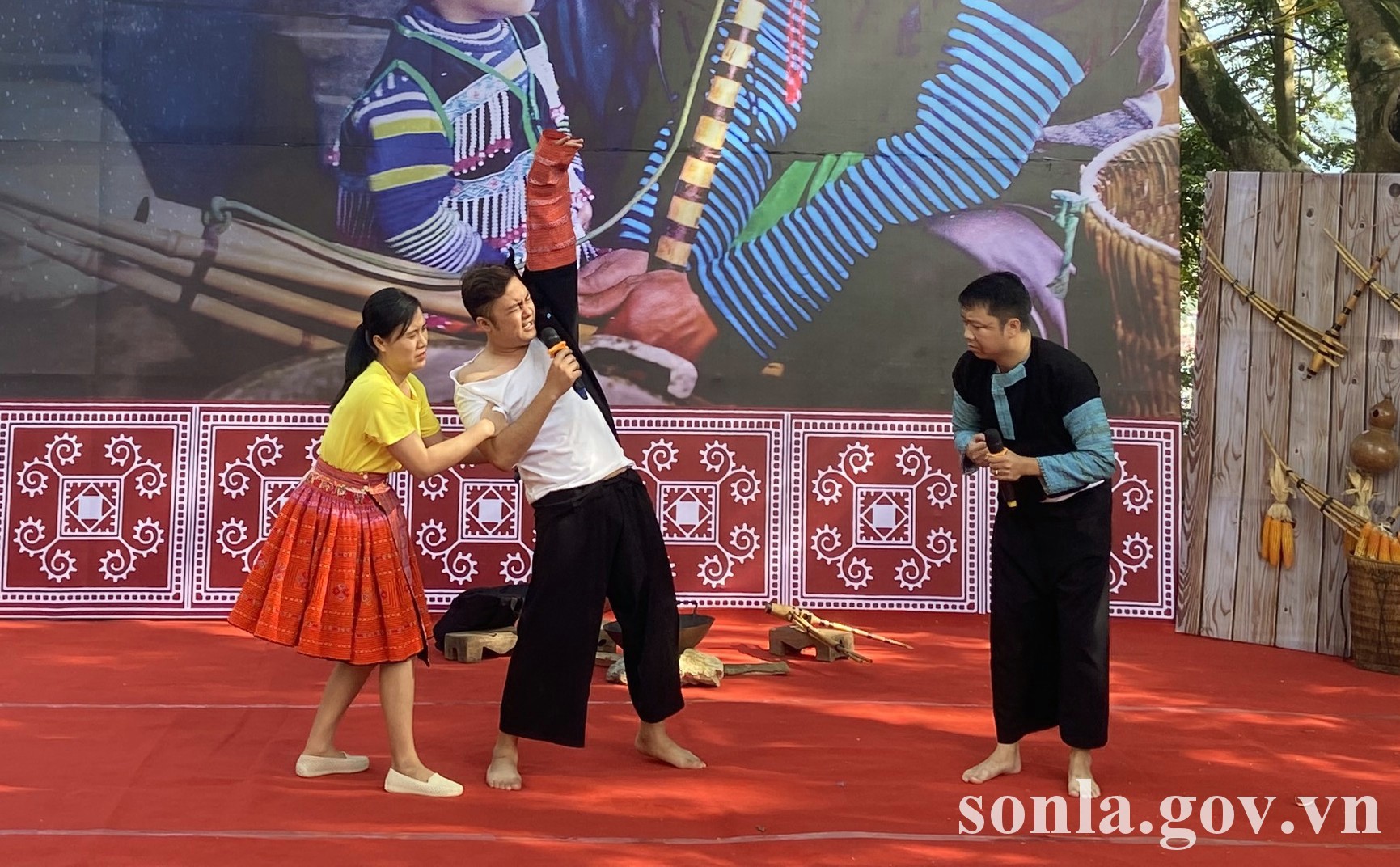 anh tin bai