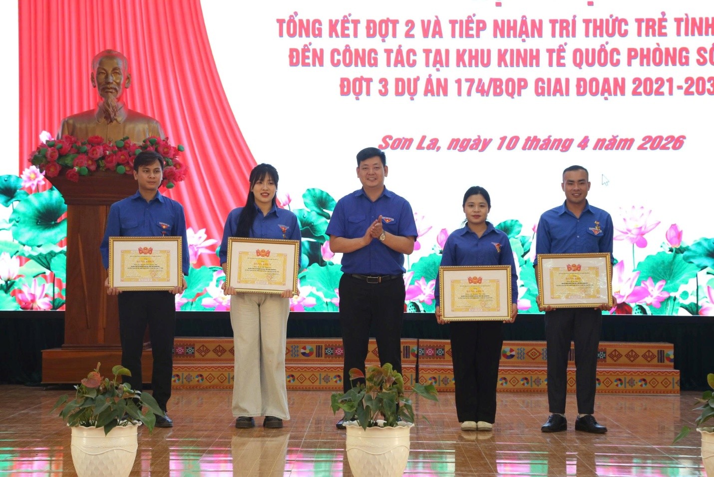 anh tin bai