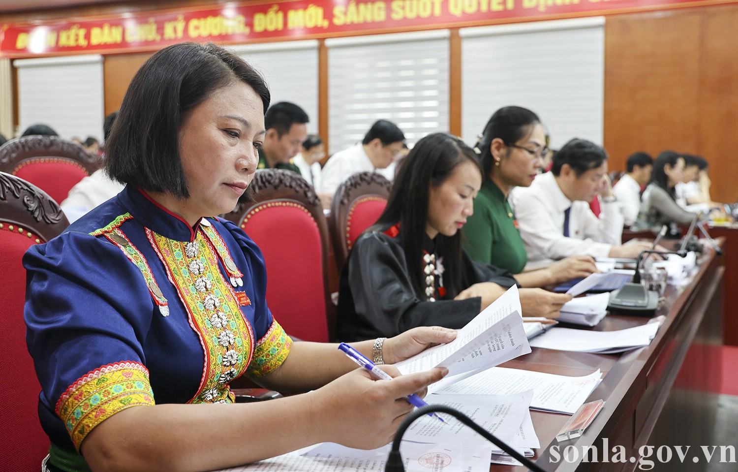 anh tin bai