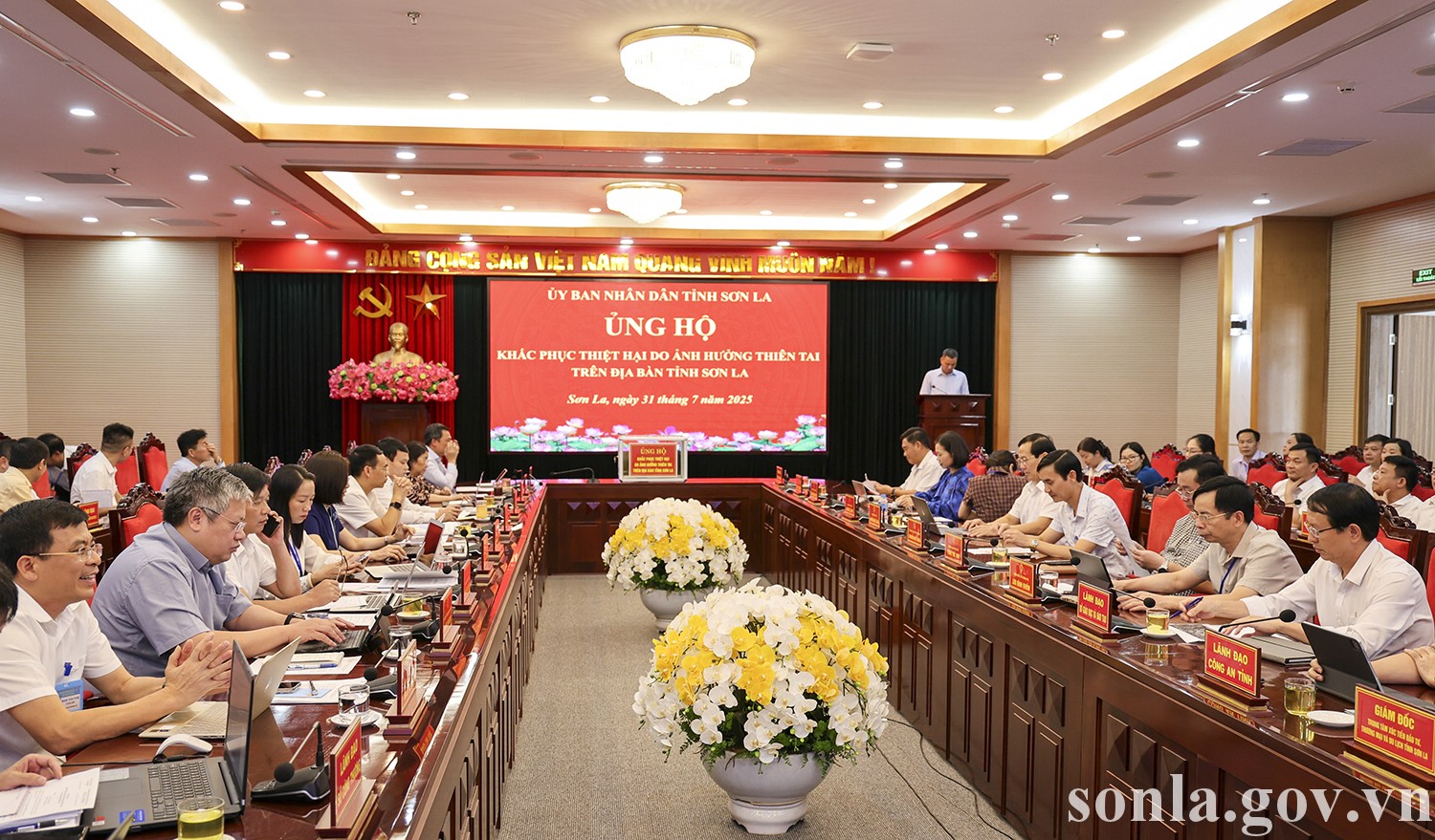 anh tin bai