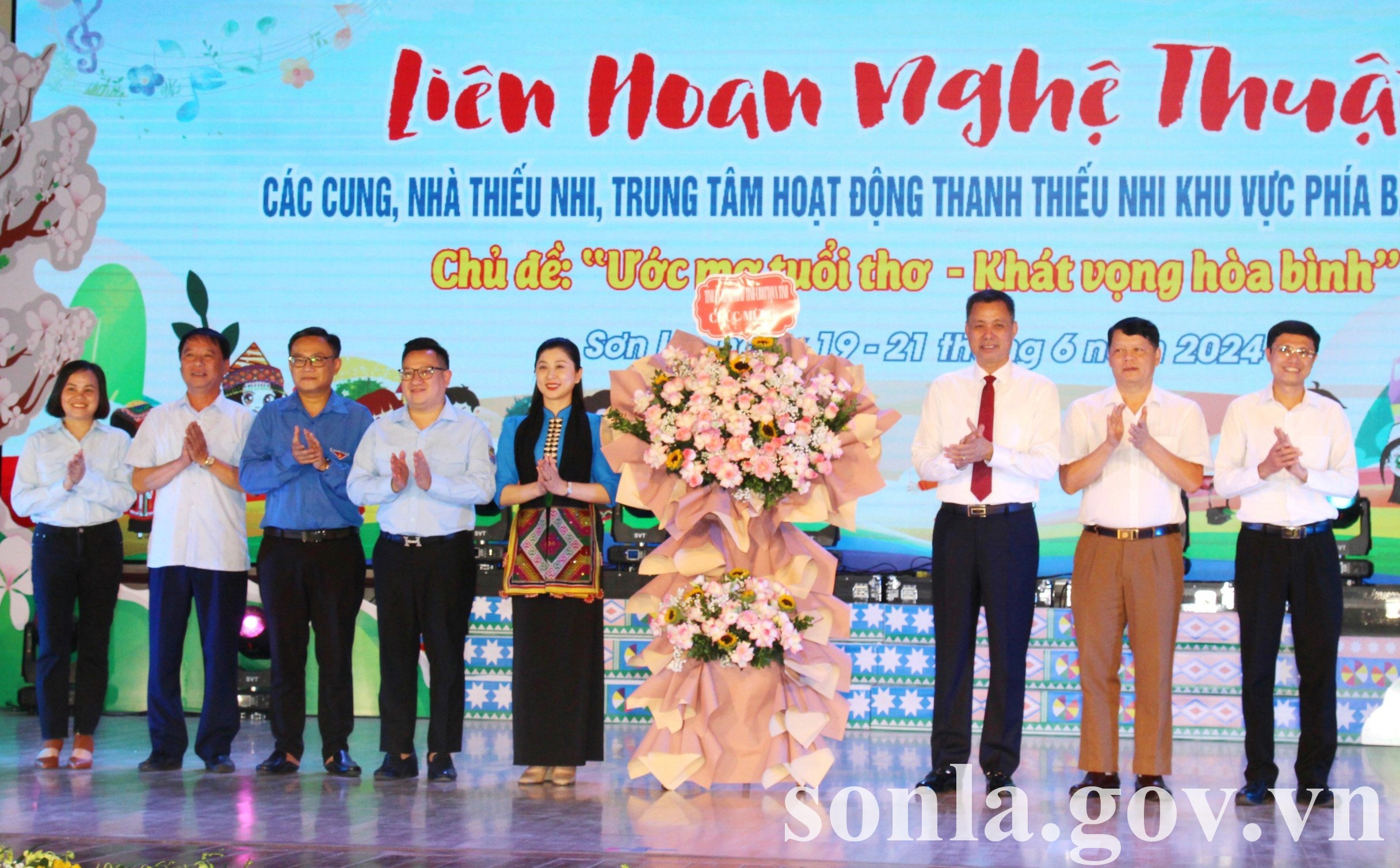 anh tin bai
