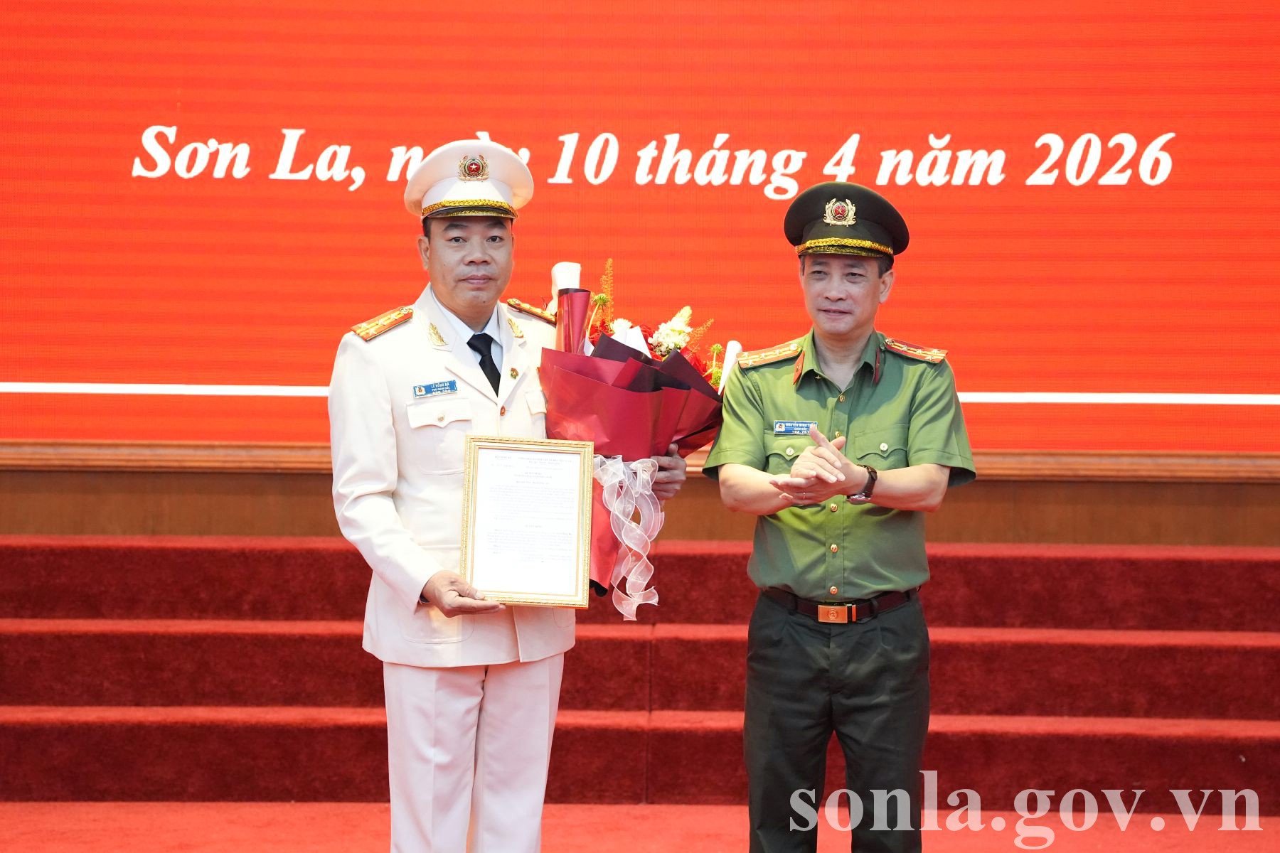 anh tin bai