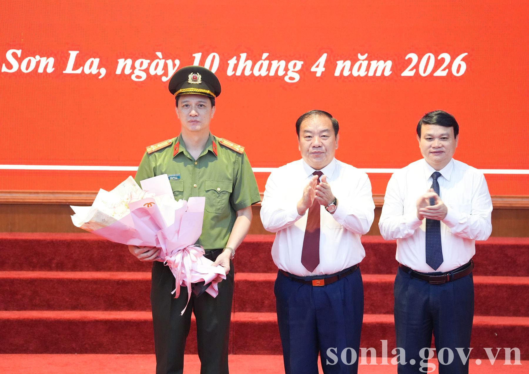 anh tin bai