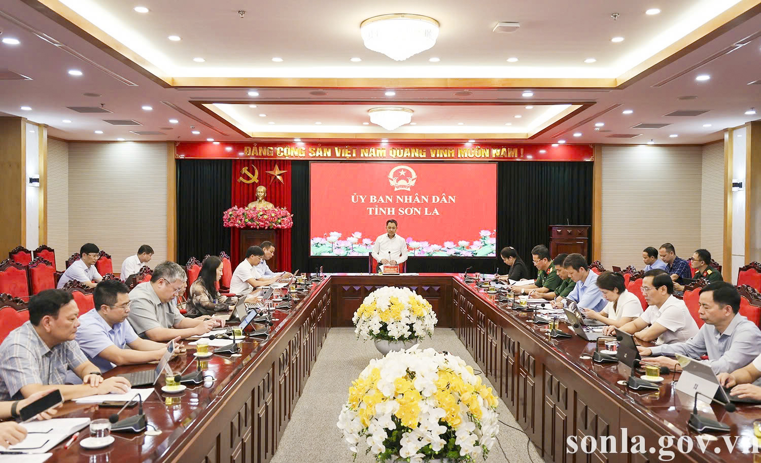 anh tin bai