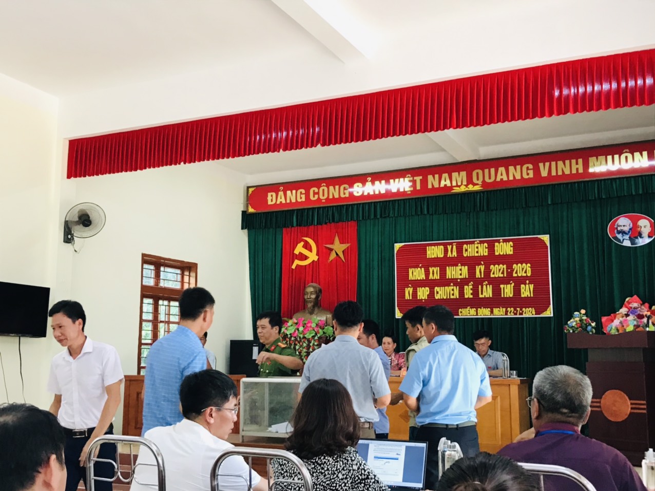 anh tin bai