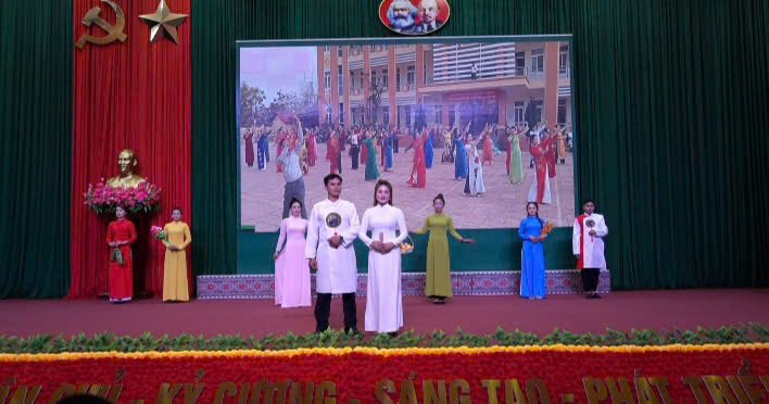 anh tin bai