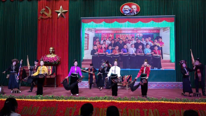 anh tin bai
