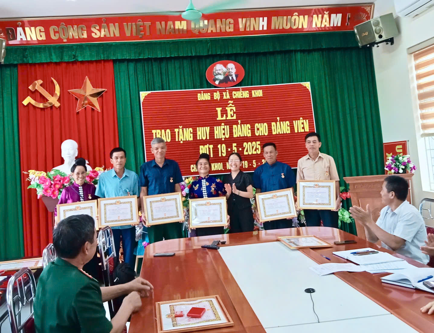 anh tin bai