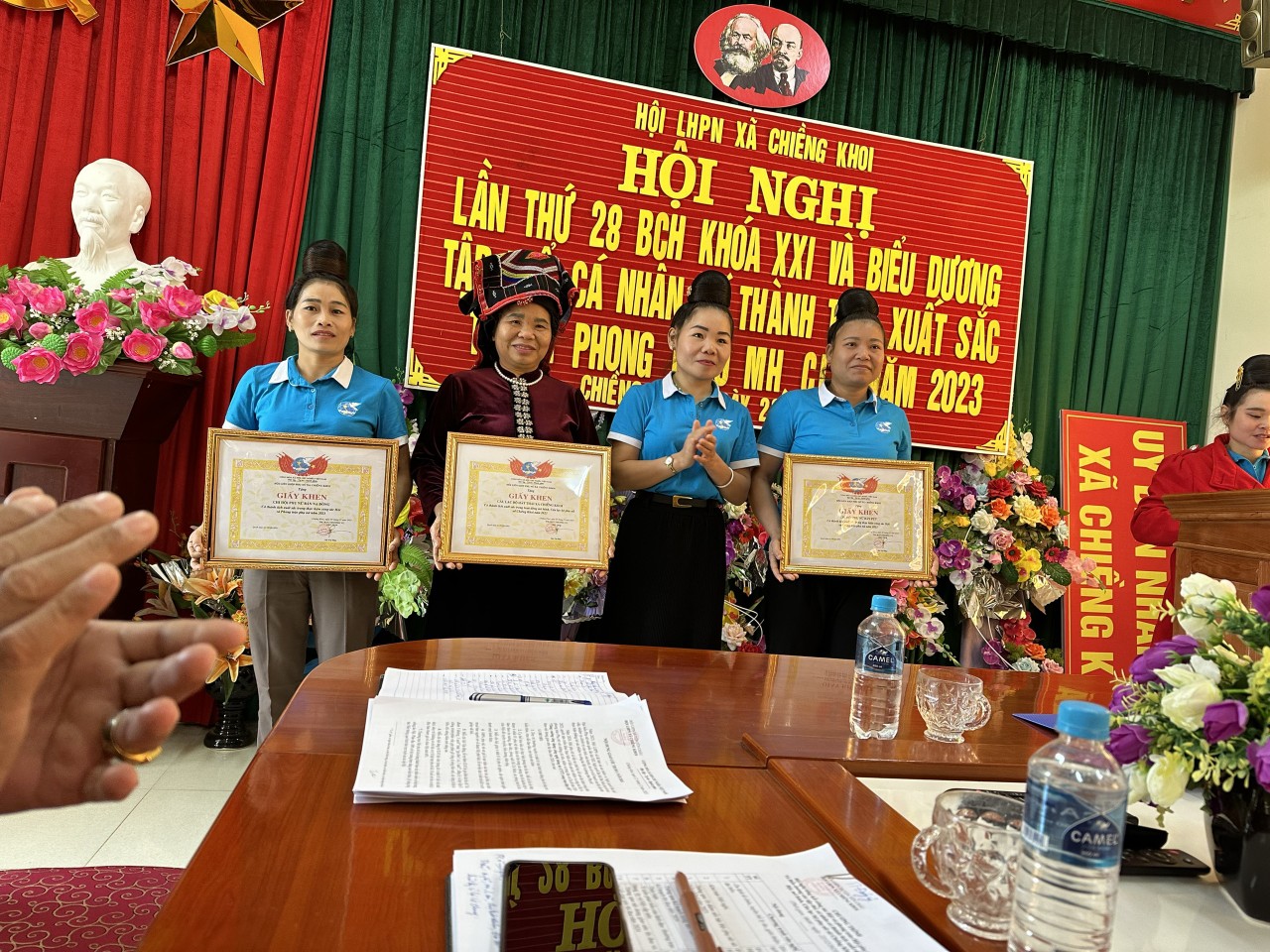 anh tin bai