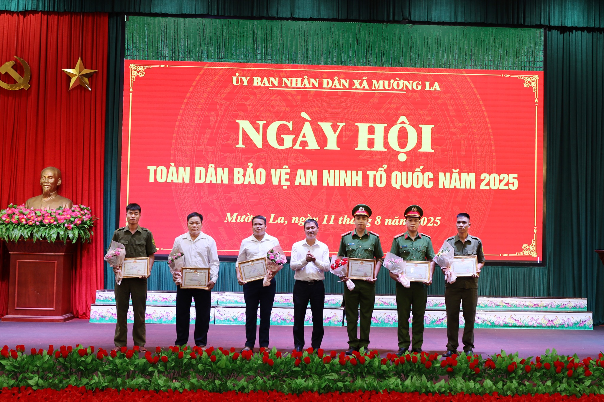 anh tin bai