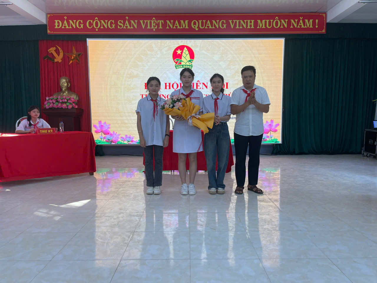 anh tin bai