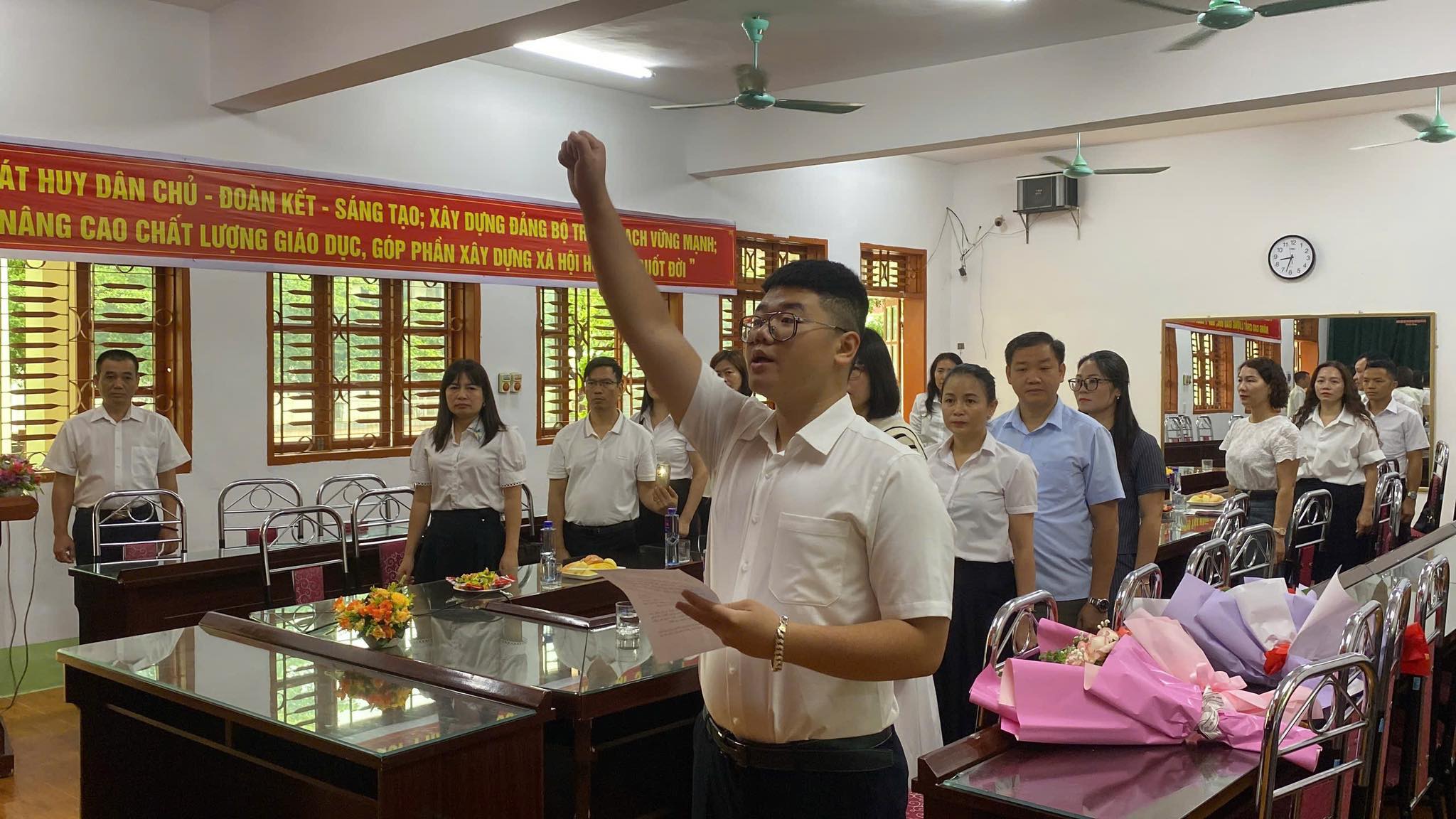 anh tin bai