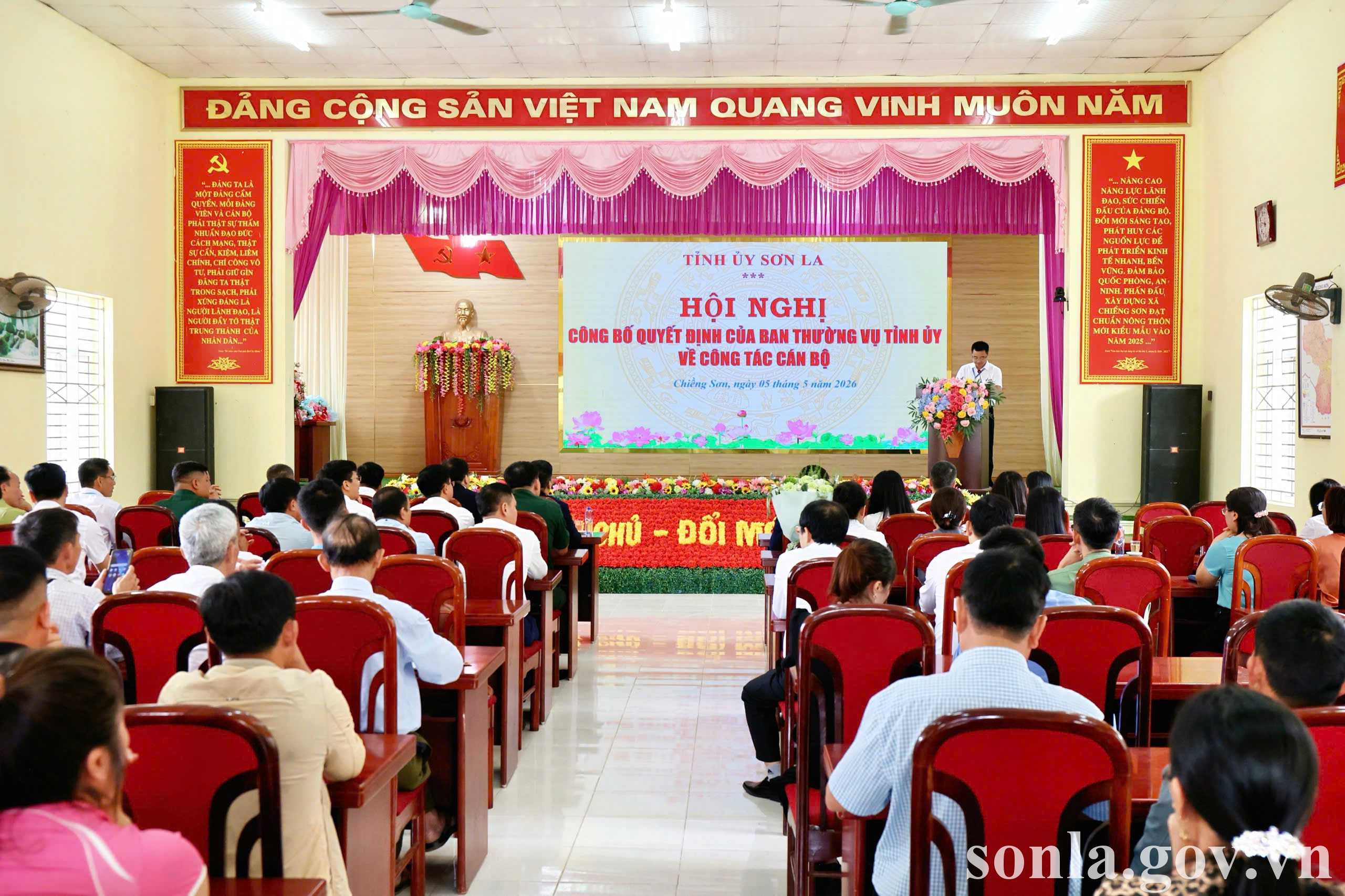 anh tin bai