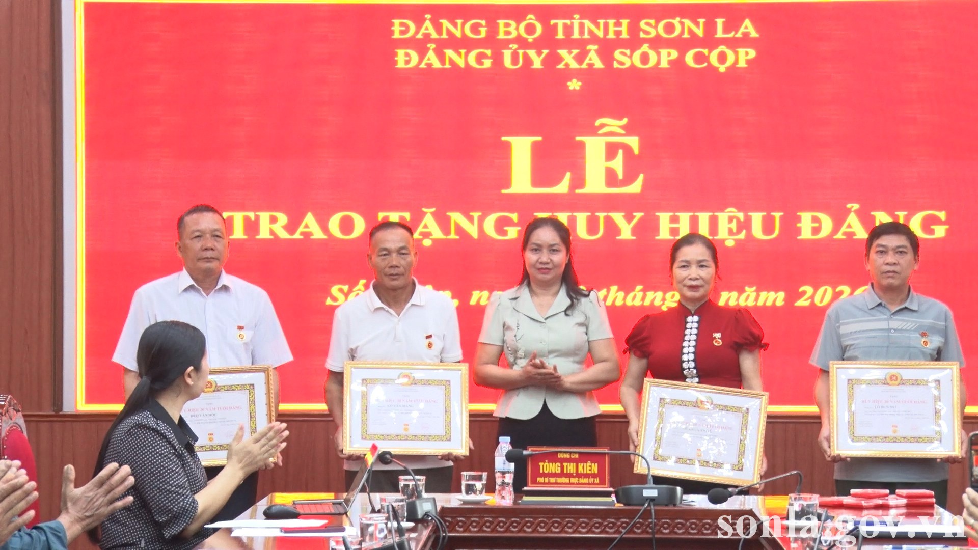 anh tin bai