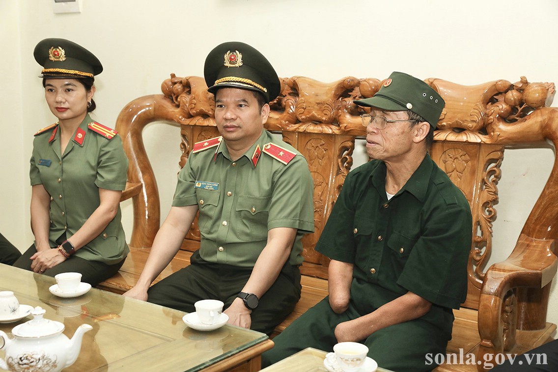 anh tin bai