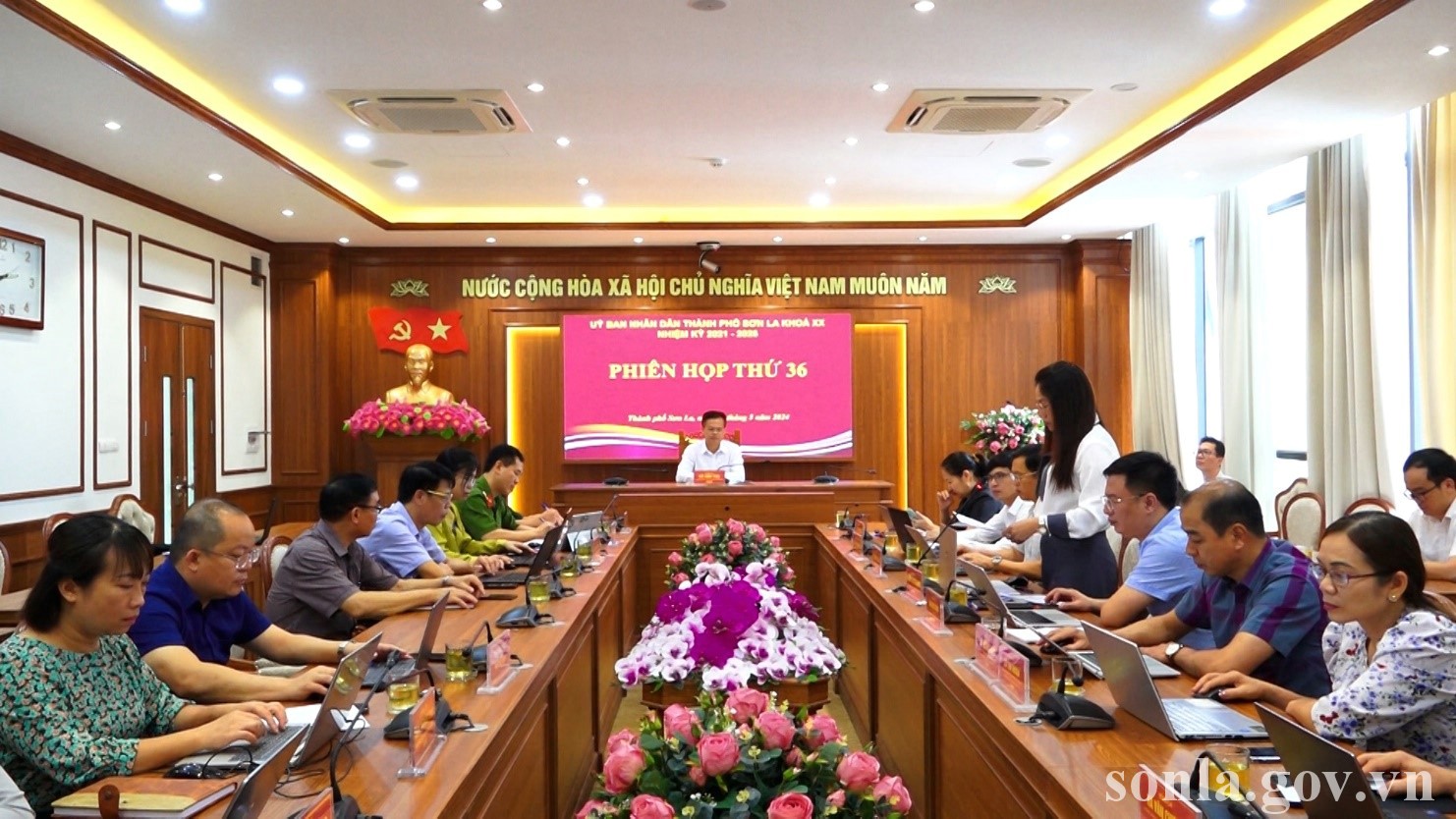 anh tin bai