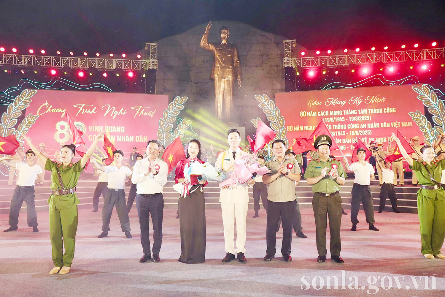 anh tin bai
