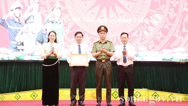 anh tin bai