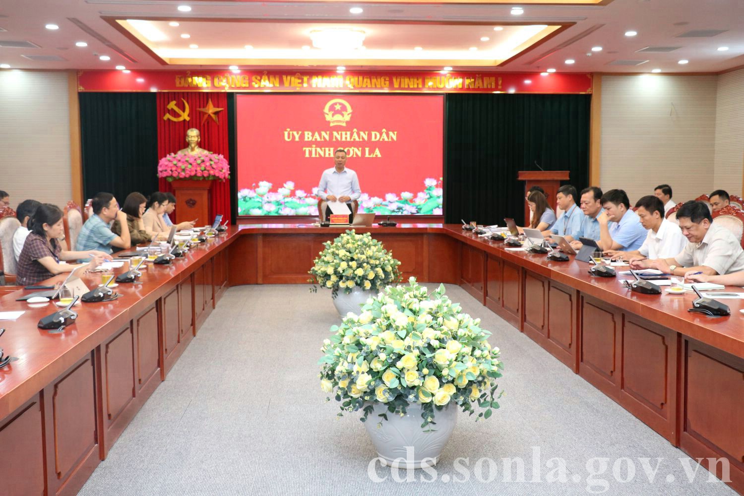 Họp thảo luận kế hoạch và dự toán ngân sách khoa học, công nghệ, đổi mới sáng tạo và chuyển đổi số tỉnh Sơn La năm 2026