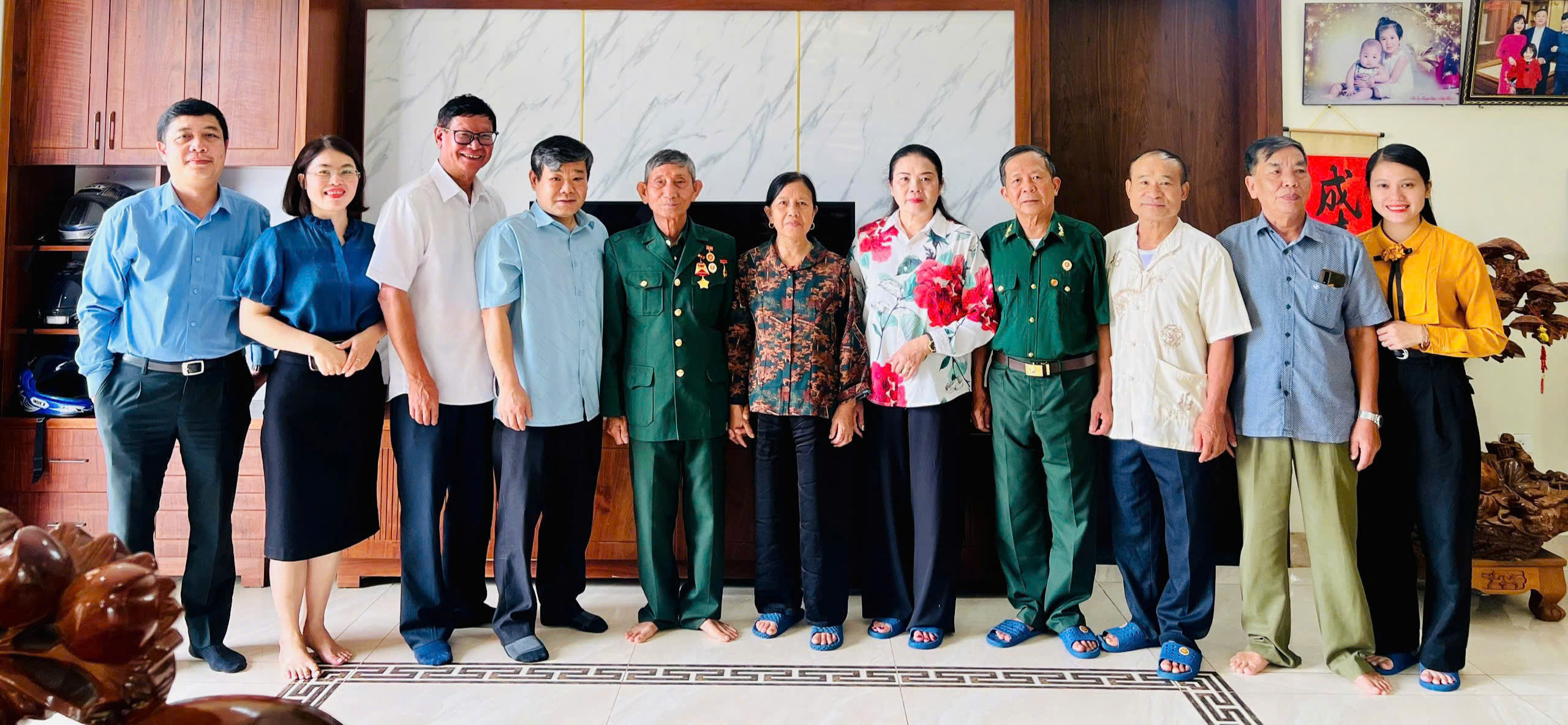 anh tin bai