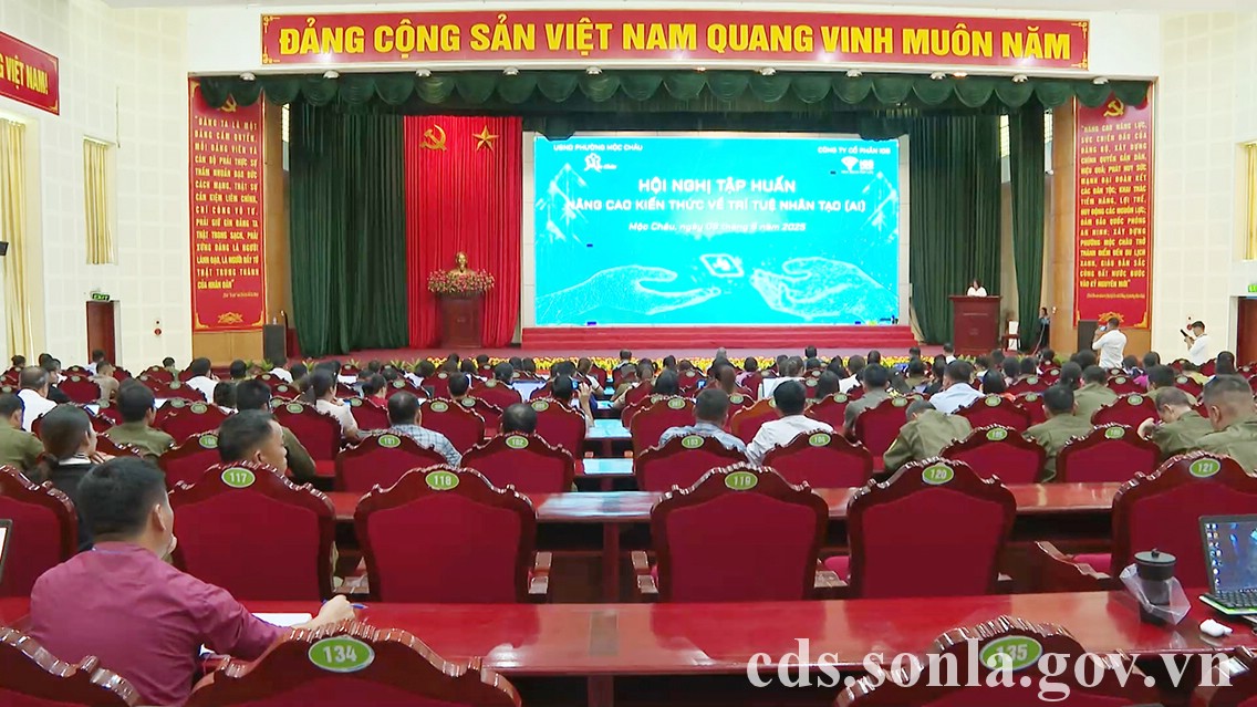 Phường Mộc Châu tập trung nâng cao kiến thức về trí tuệ nhân tạo AI